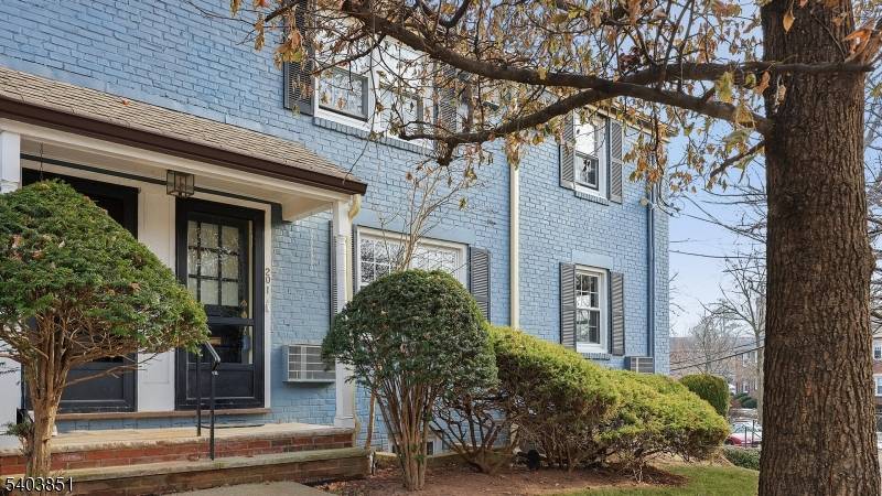 Cranford Twp., NJ 07016,201 Lincoln Park E