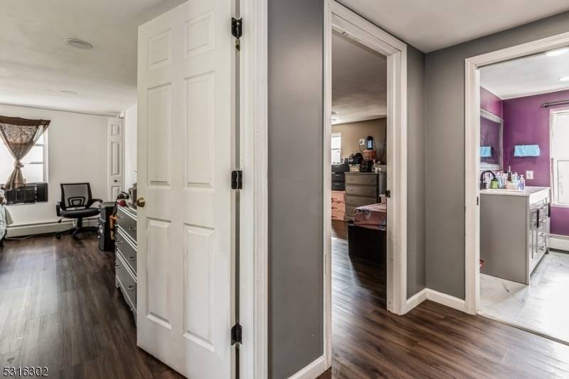 Bound Brook Boro, NJ 08805,261 W Main St