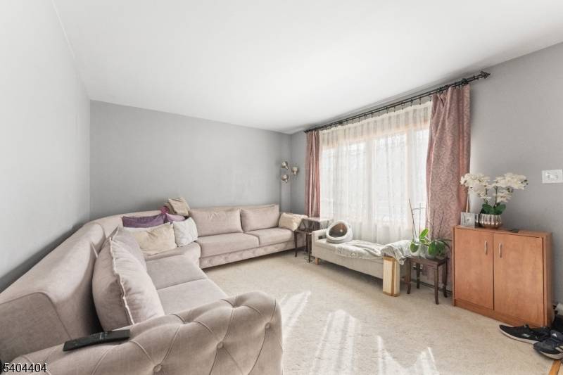 Clifton City, NJ 07012,190 Martin Ave