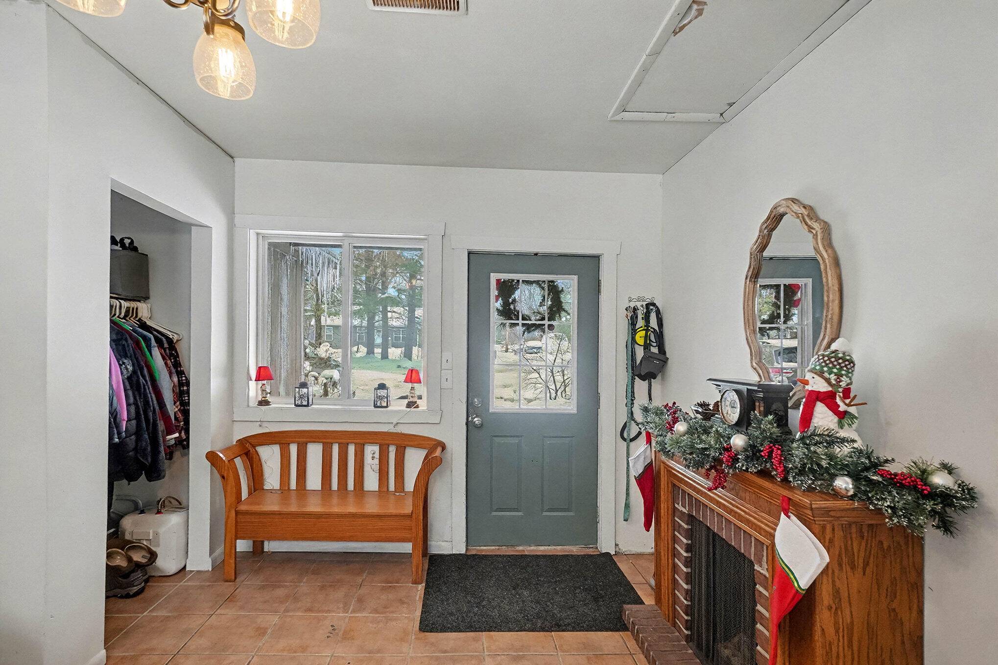 Twin Lake, MI 49457,37 W Raymond RD