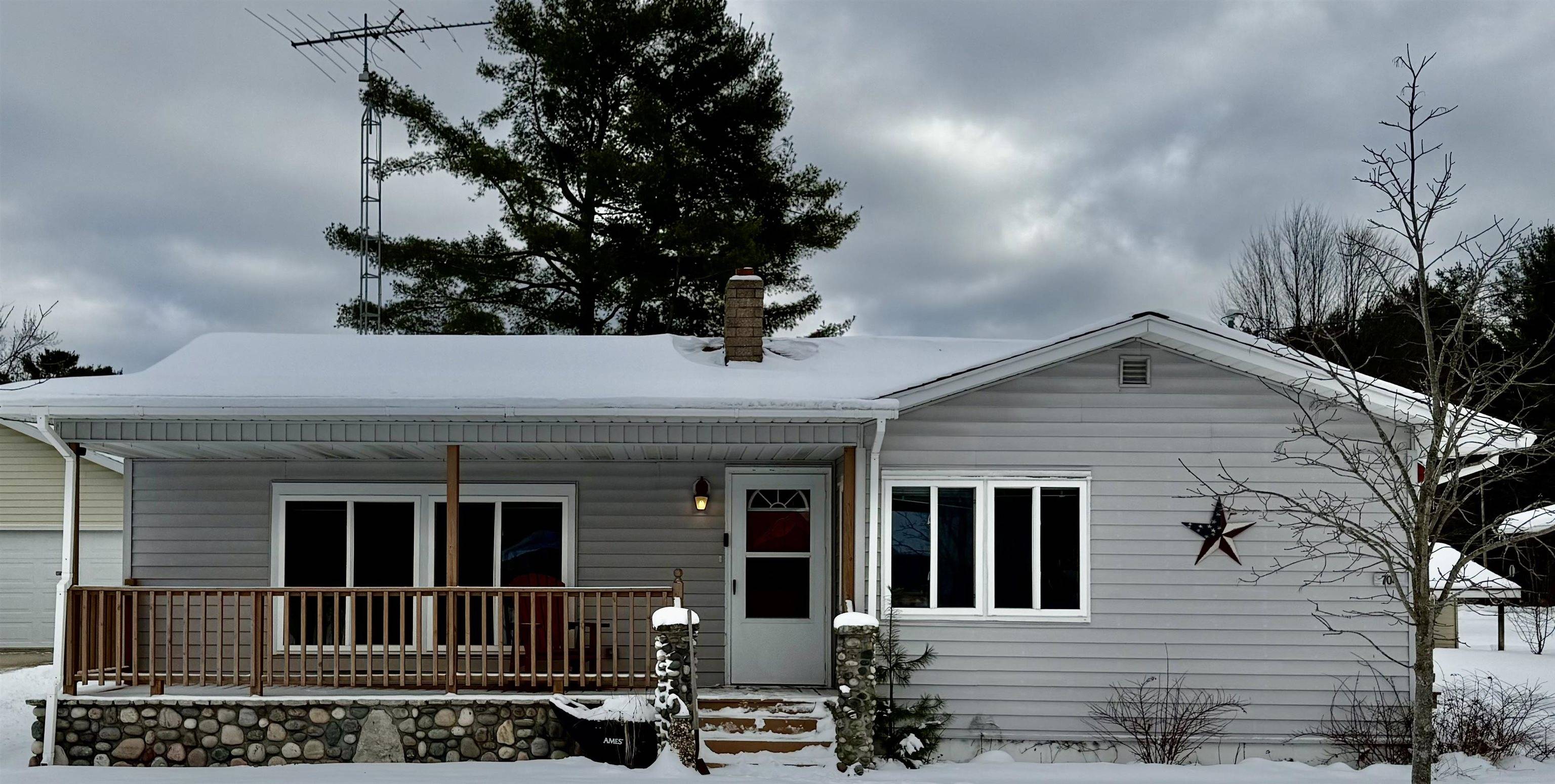 East Tawas, MI 48730,704 Wadsworth