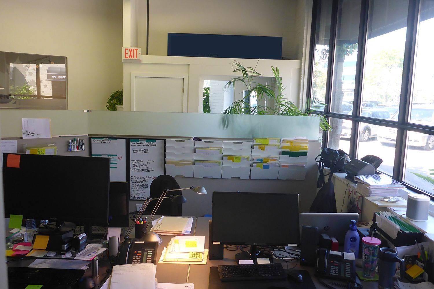 Toronto C11, ON M4G 2H7,105 Vanderhoof AVE #6