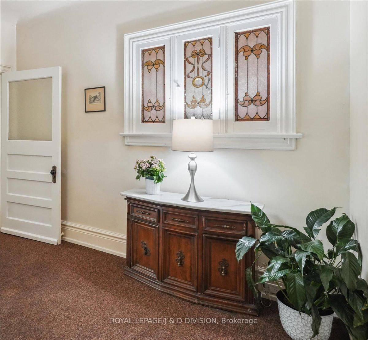 Toronto C02, ON M5R 1T7,51 Chicora AVE