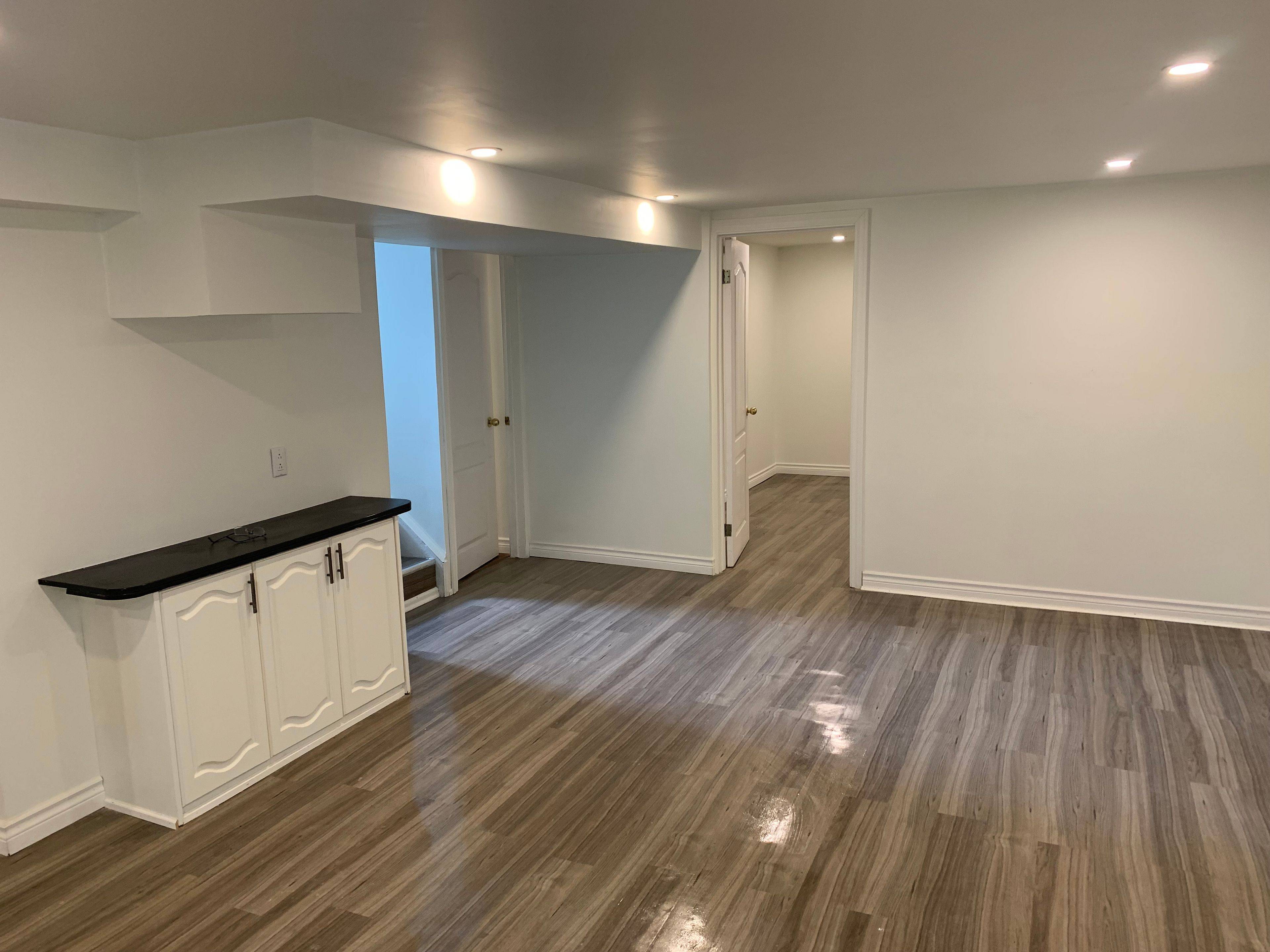 Toronto C14, ON M2M 2S4,39 Otonabee AVE #Basement