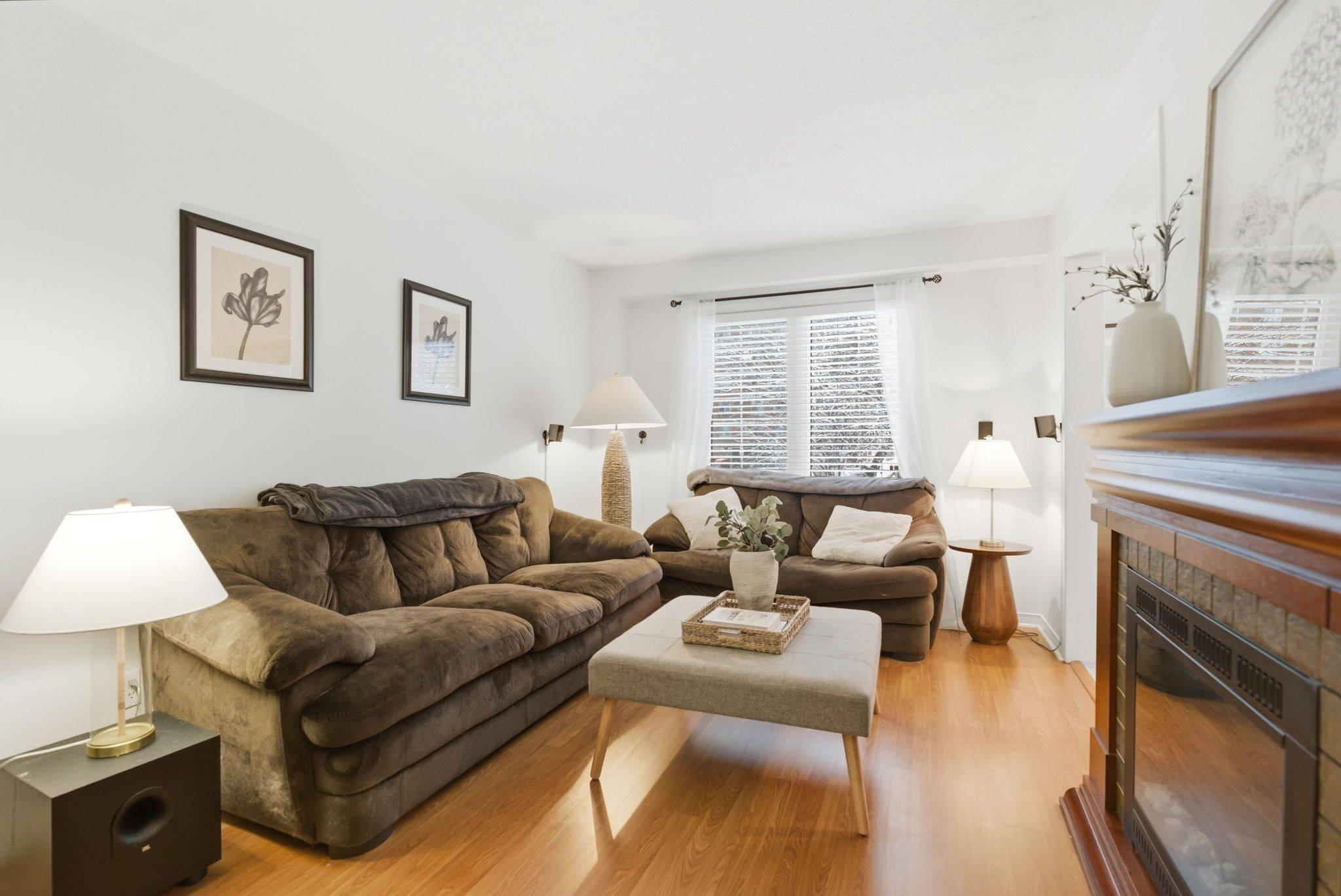 Whitby, ON L1P 1L1,38 Bluebell CRES