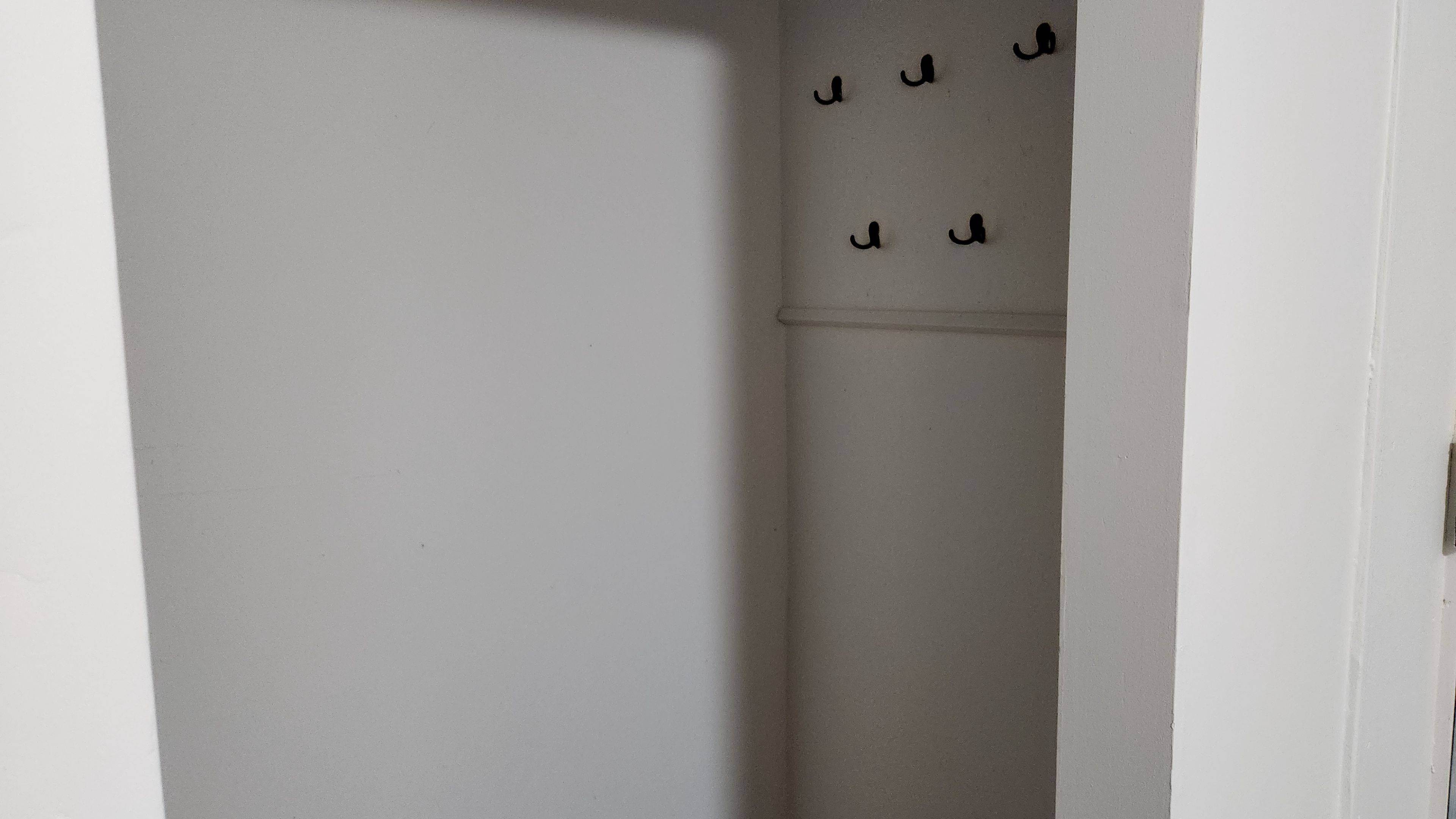 Oshawa, ON L1H 4G9,142 Simcoe ST S