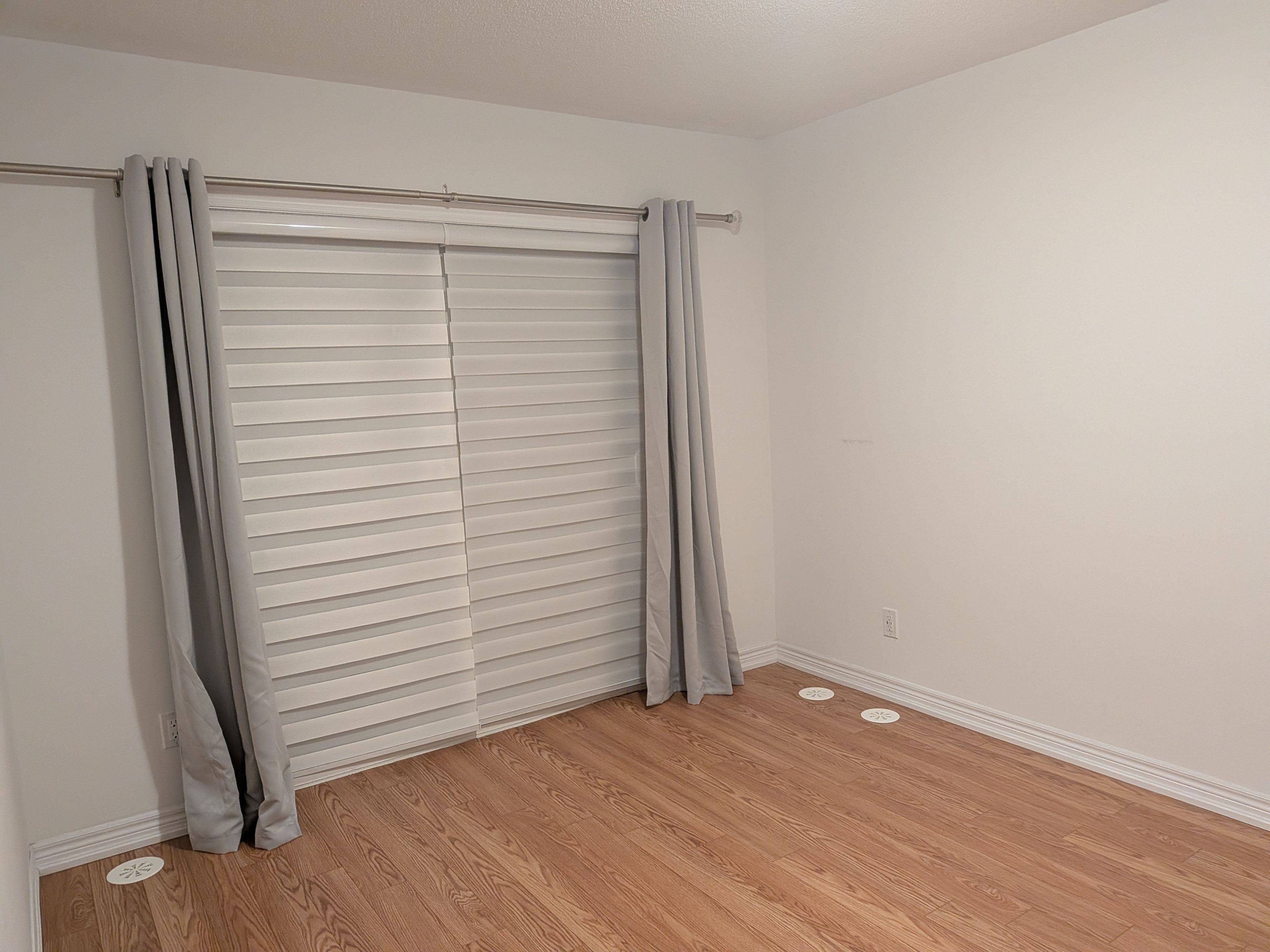 Oshawa, ON L1H 7K5,1099 LOCKIE DR