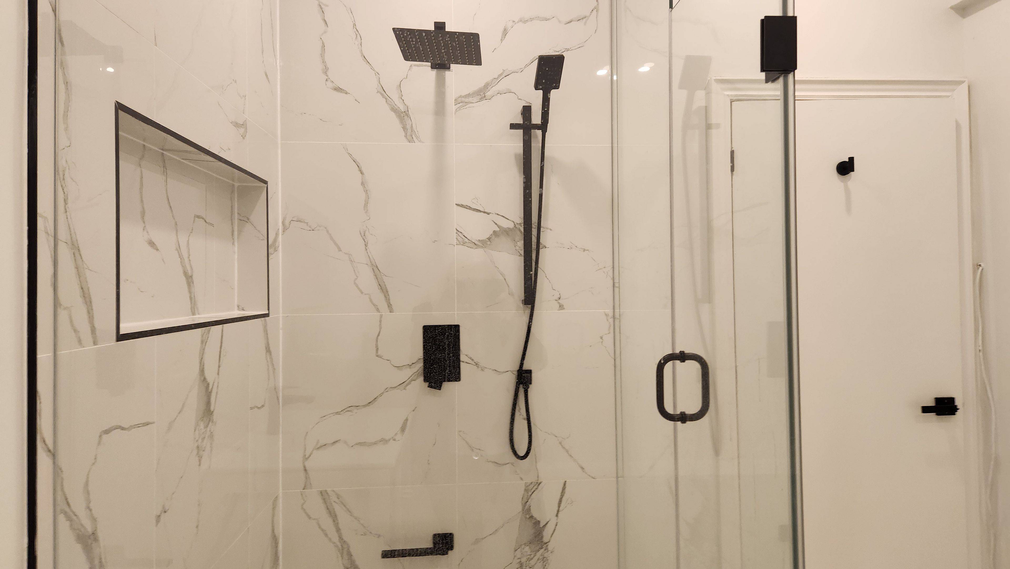 Oshawa, ON L1H 4G9,136 Simcoe ST S