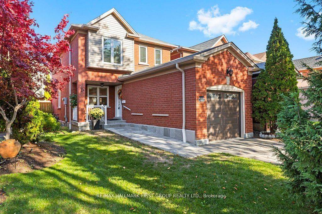 Pickering, ON L1V 6S6,122 Thicket CRES