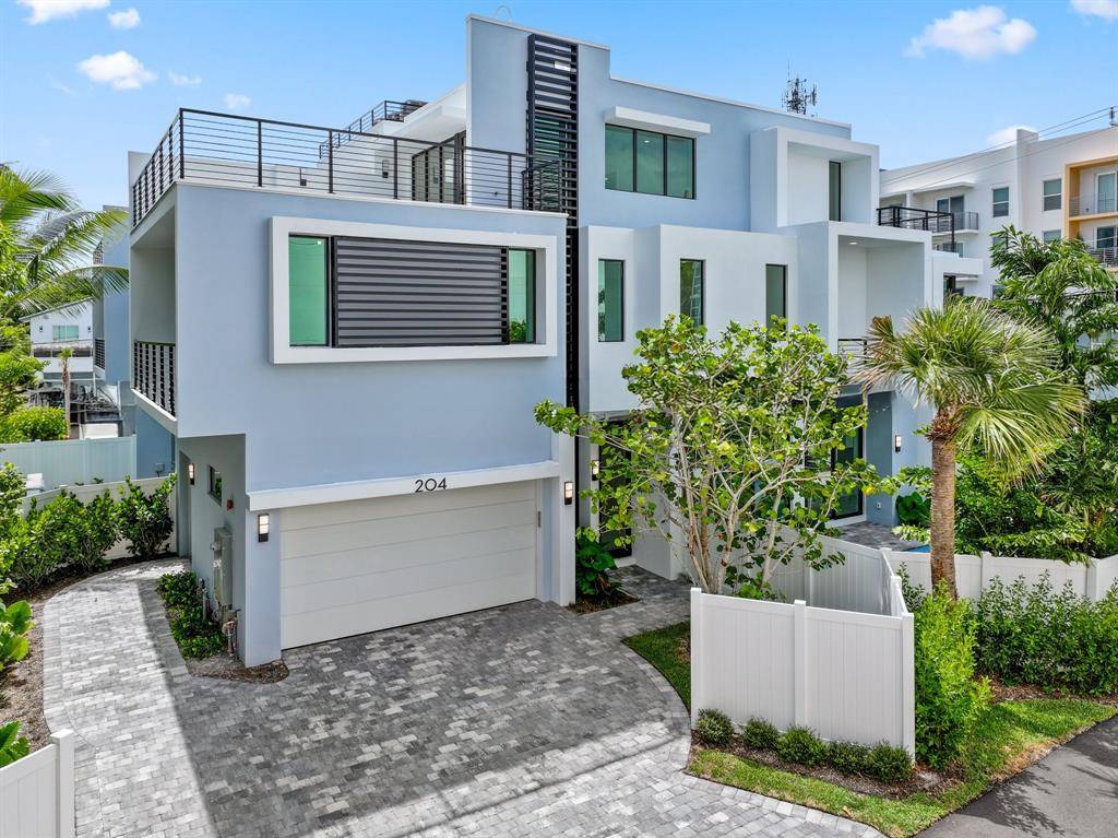 Delray Beach, FL 33483,204 Osceola Park Lane