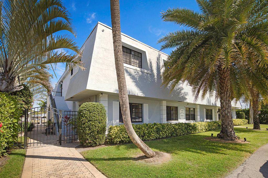 Lighthouse Point, FL 33064,2743 NE 28th Ct #3