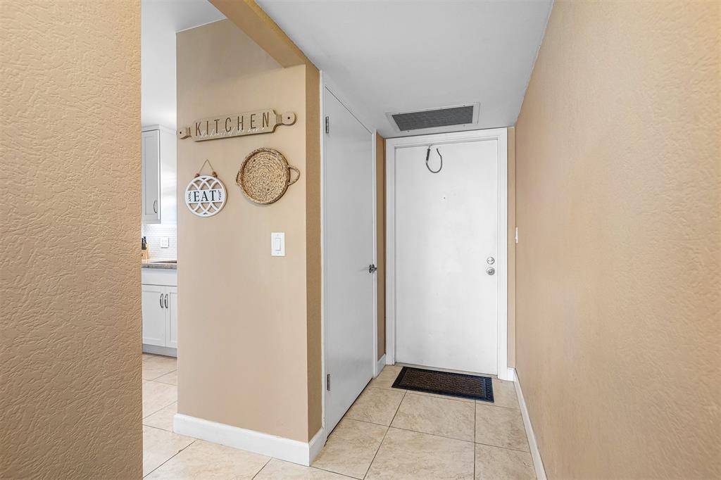 Deerfield Beach, FL 33442,2440 Deer Creek Country Club Blvd #111C