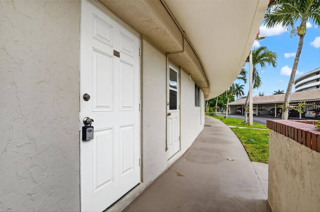 Deerfield Beach, FL 33441,1319 E Hillsboro Blvd #110