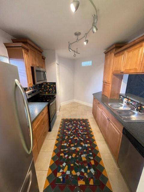 Fort Lauderdale, FL 33351,3100 N Pine Island Rd #410