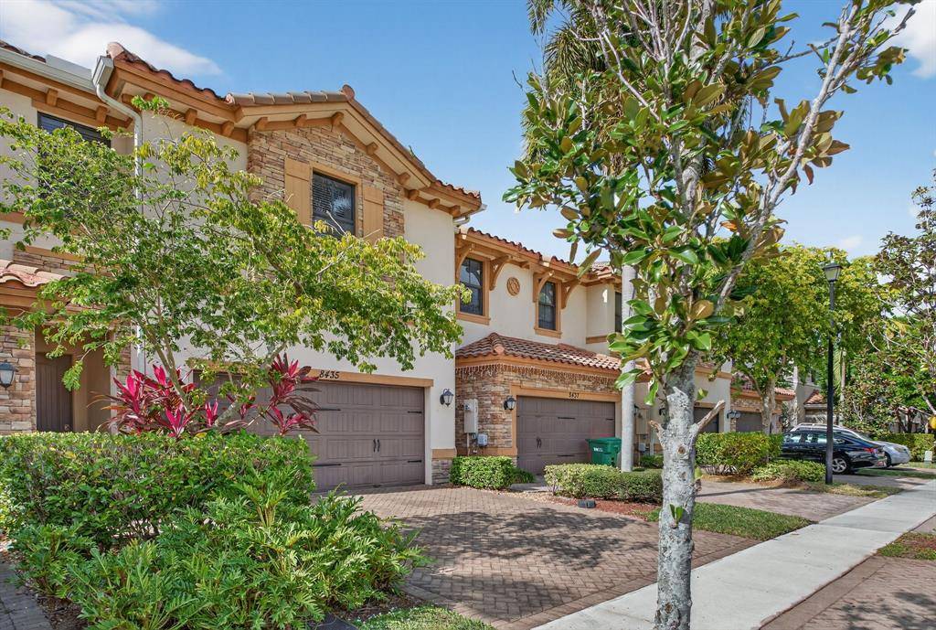 Parkland, FL 33076,8435 Blue Cove Way