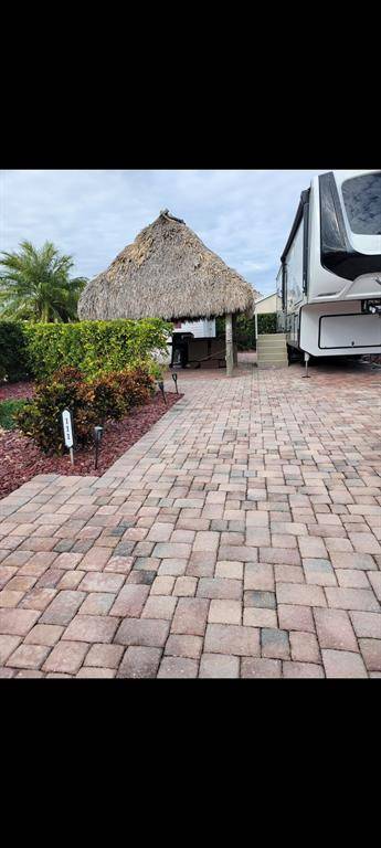 Okeechobee, FL 34974,529 SW 39th Cove