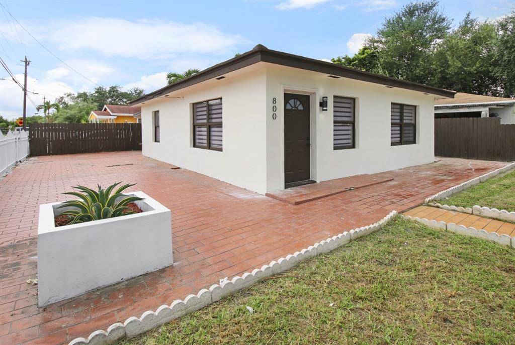 Miami, FL 33150,800 NW 101st St