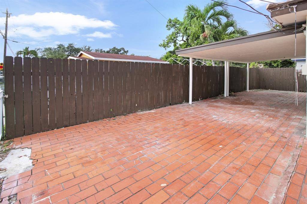 Miami, FL 33150,800 NW 101st St