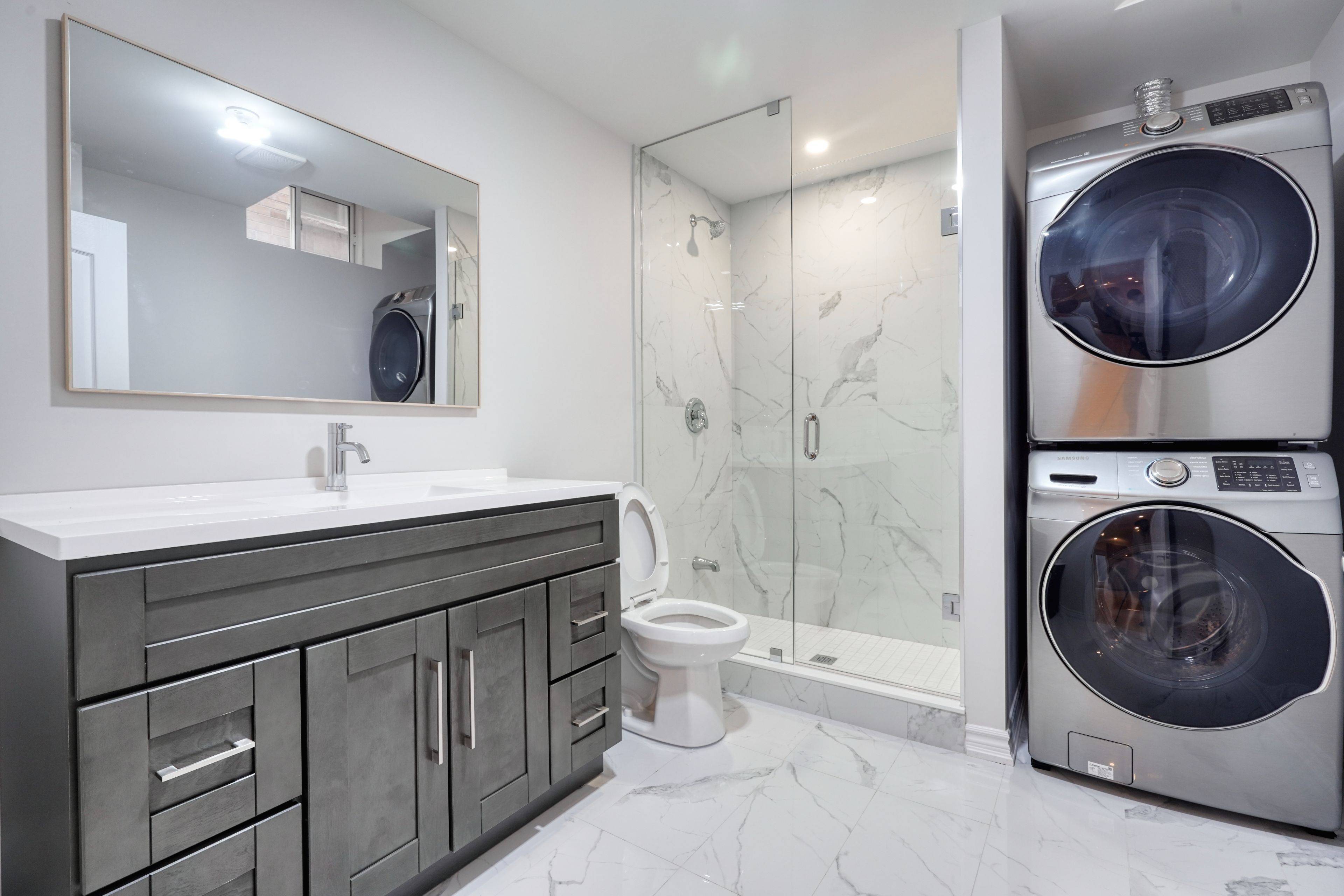 Bradford West Gwillimbury, ON L3Z 0X8,136 Milby CRES