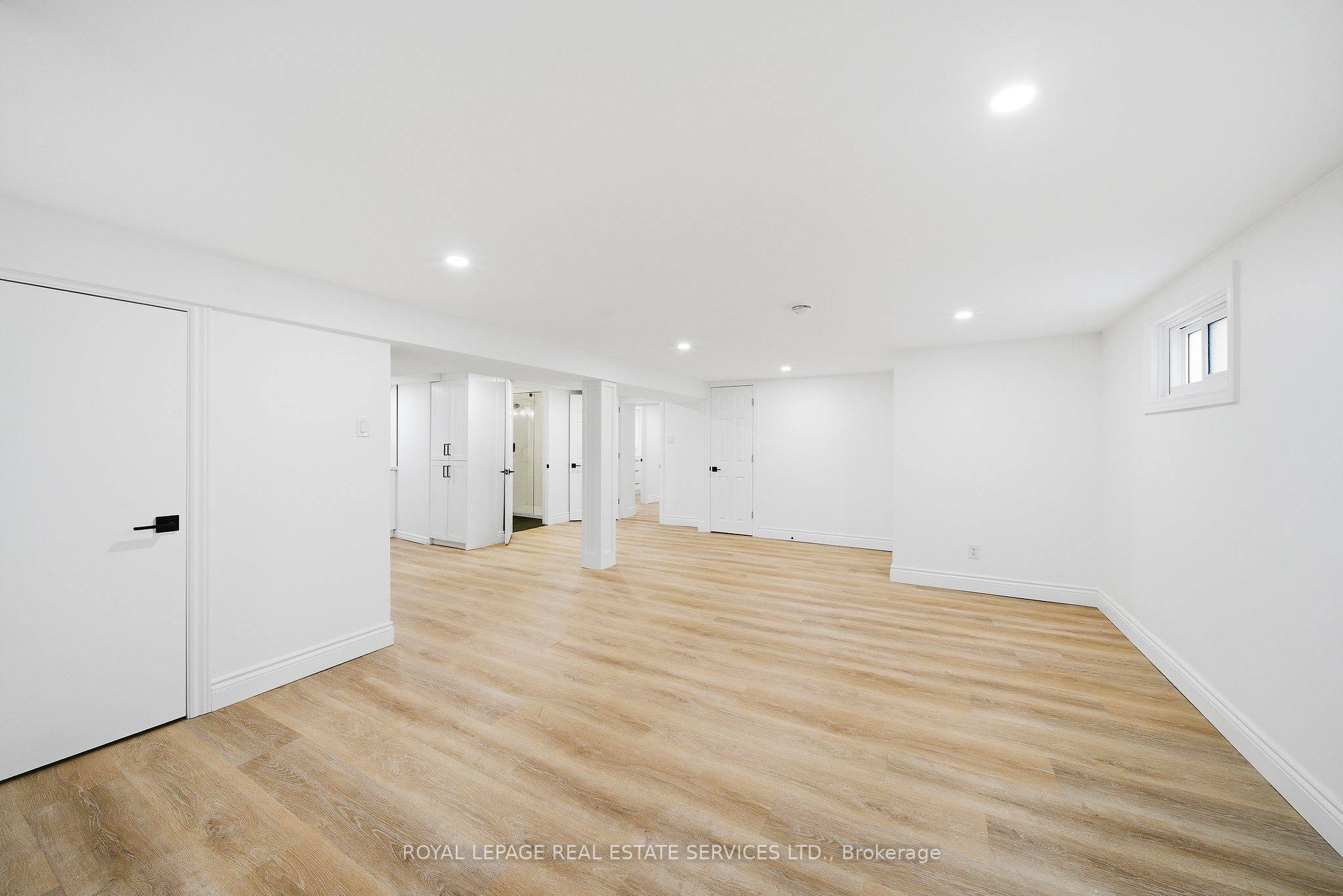 Aurora, ON L4G 2G1,6 Corbett CRES