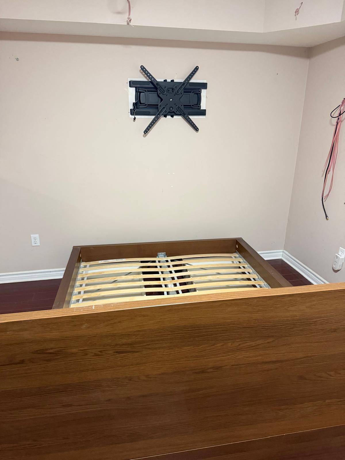 Vaughan, ON L4J 8M7,29 Sassafras CIR #Bsmt