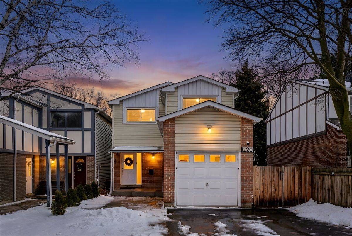 Markham, ON L3T 4M2,220 Simonston BLVD