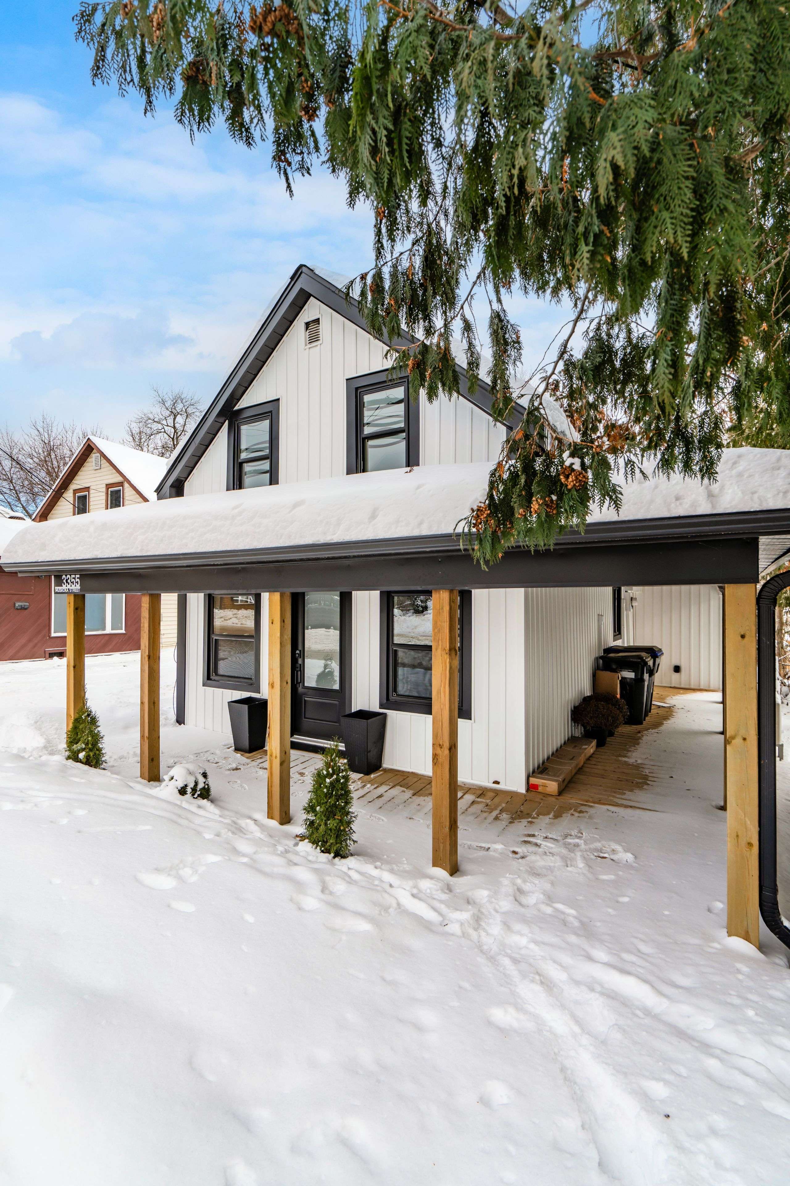 Severn, ON L0K 2B0,3355 Muskoka ST