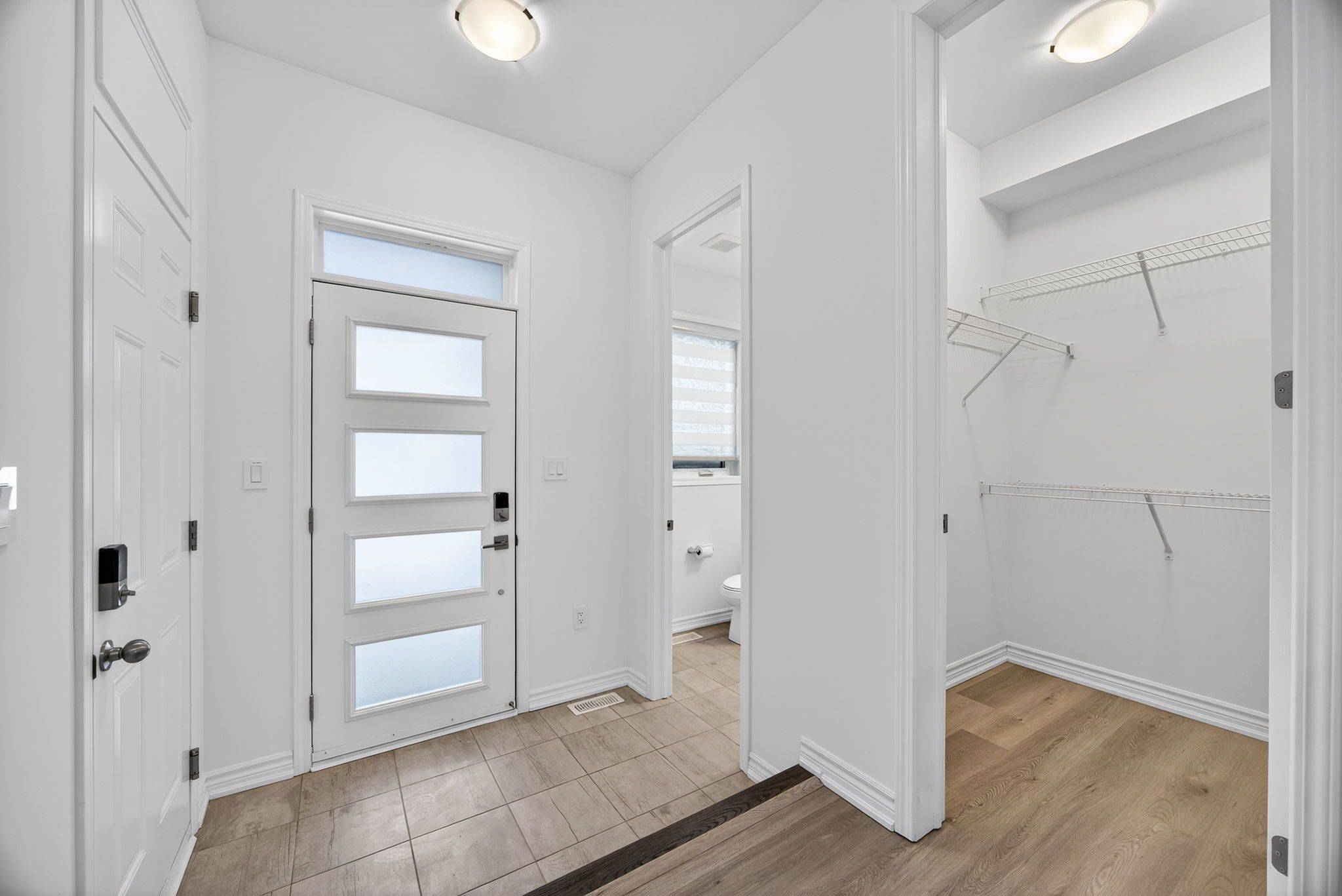 Barrie, ON L9J 1B6,18 Ivory RD