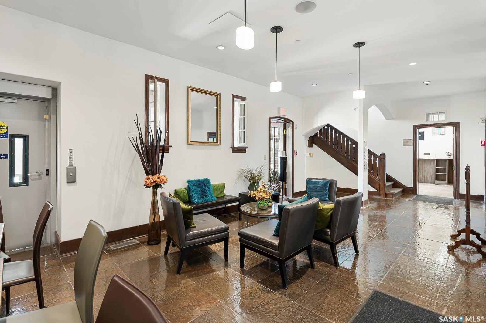 Regina, SK S4P 0C7,2445 BROAD STREET