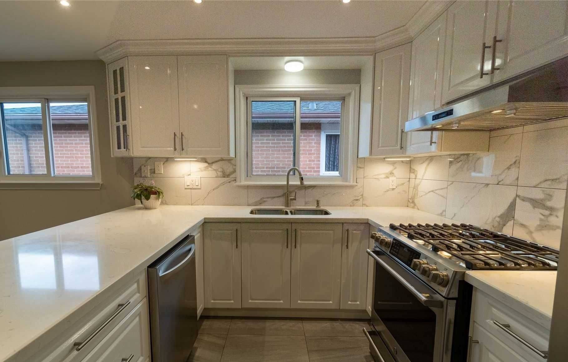 Brampton, ON L6S 3H7,55 Jellicoe CRES #Main