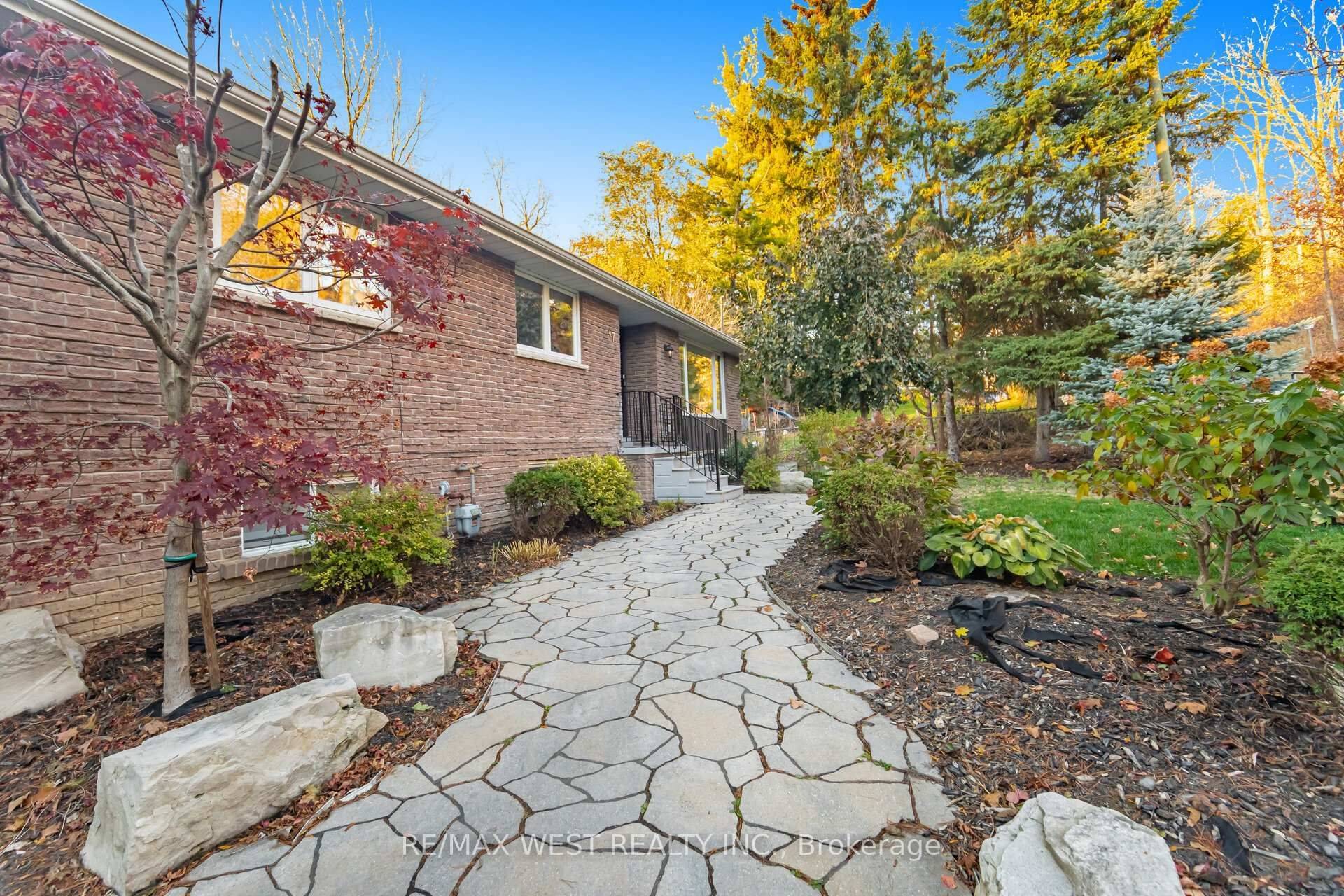 Caledon, ON L7E 1A3,47 Elizabeth ST