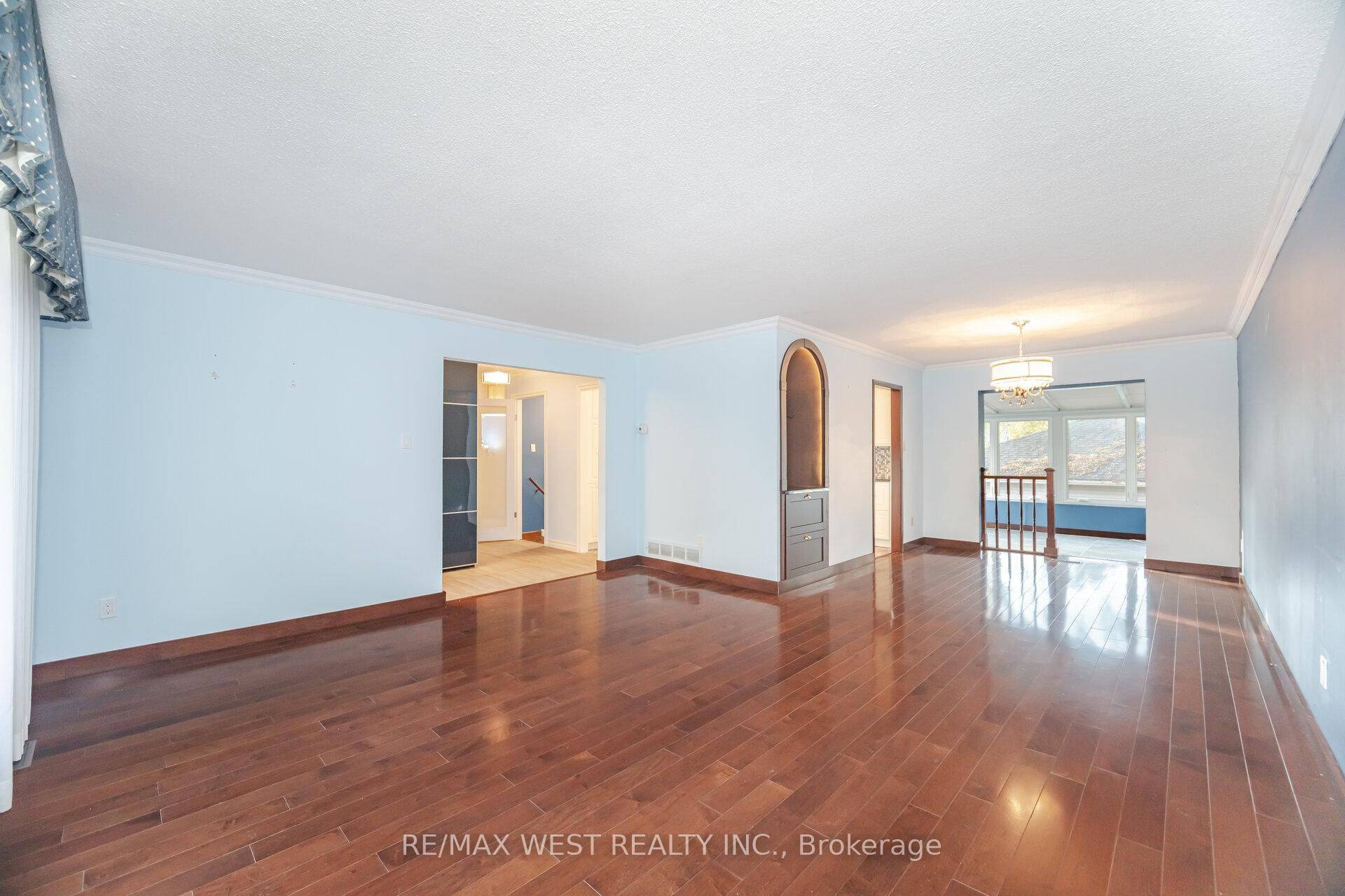 Caledon, ON L7E 1A3,47 Elizabeth ST