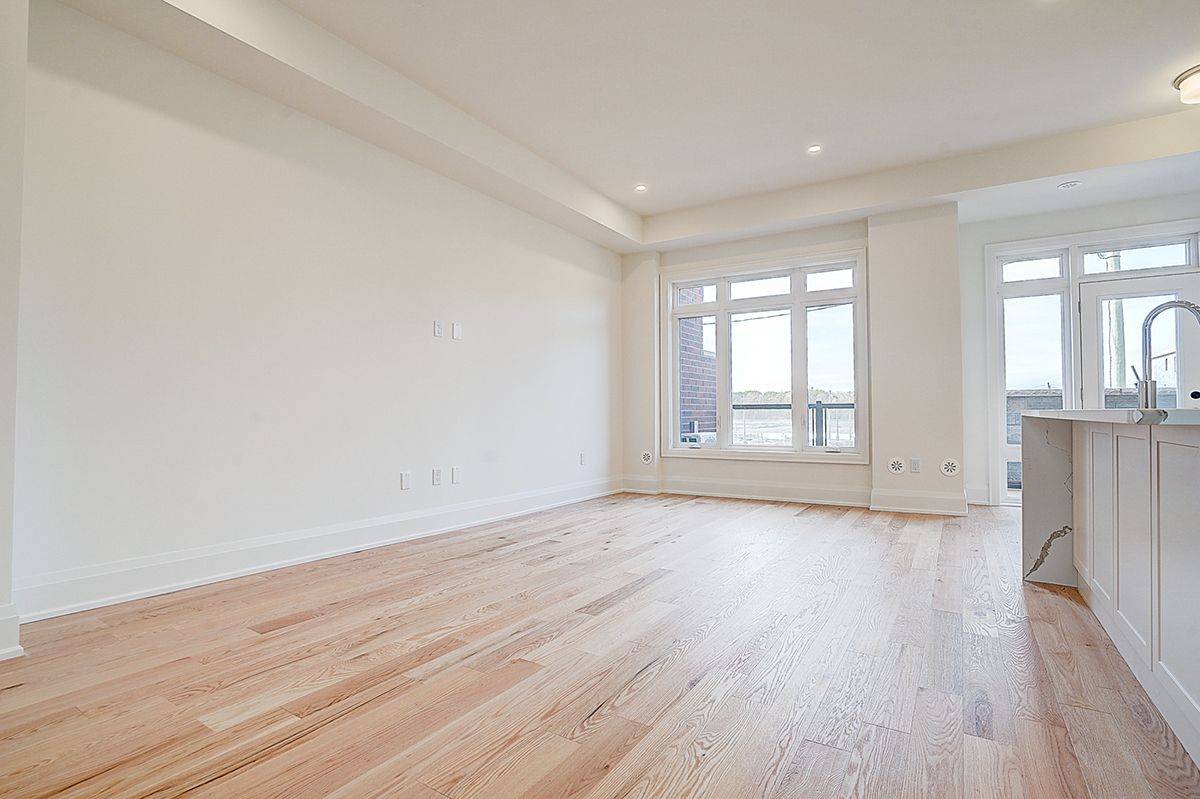 Oakville, ON L6M 5R9,3295 Taha Gardens N/A W