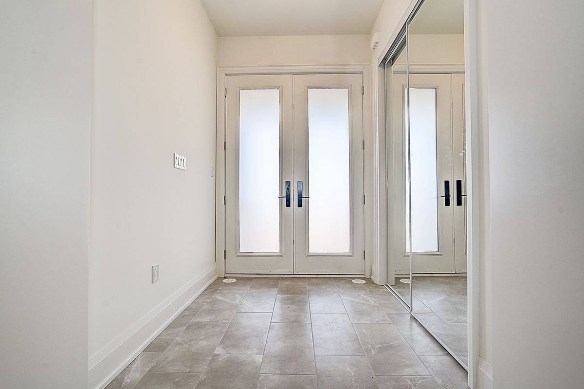 Oakville, ON L6M 5R9,3295 Taha Gardens N/A W