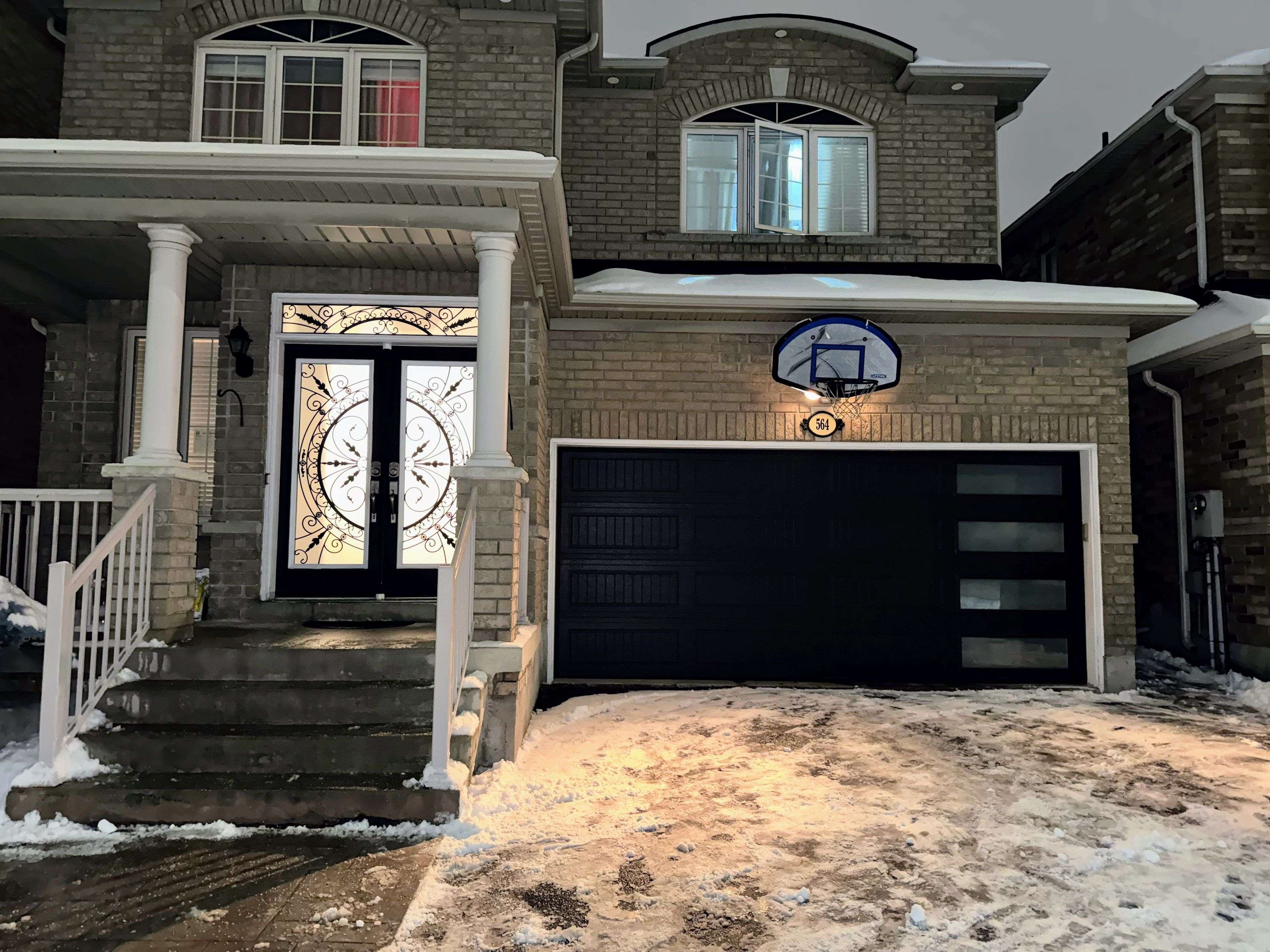 Brampton, ON L6R 0V8,564 Fernforest DR