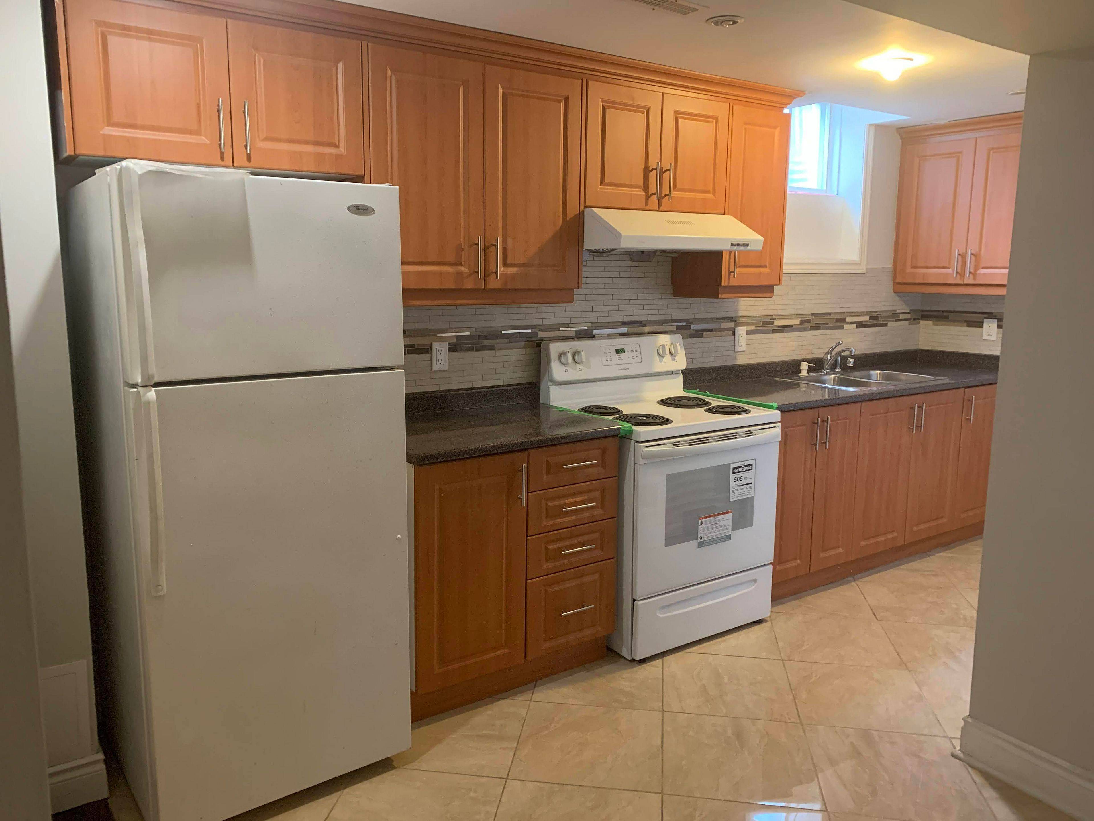 Brampton, ON L6R 0V8,564 Fernforest DR