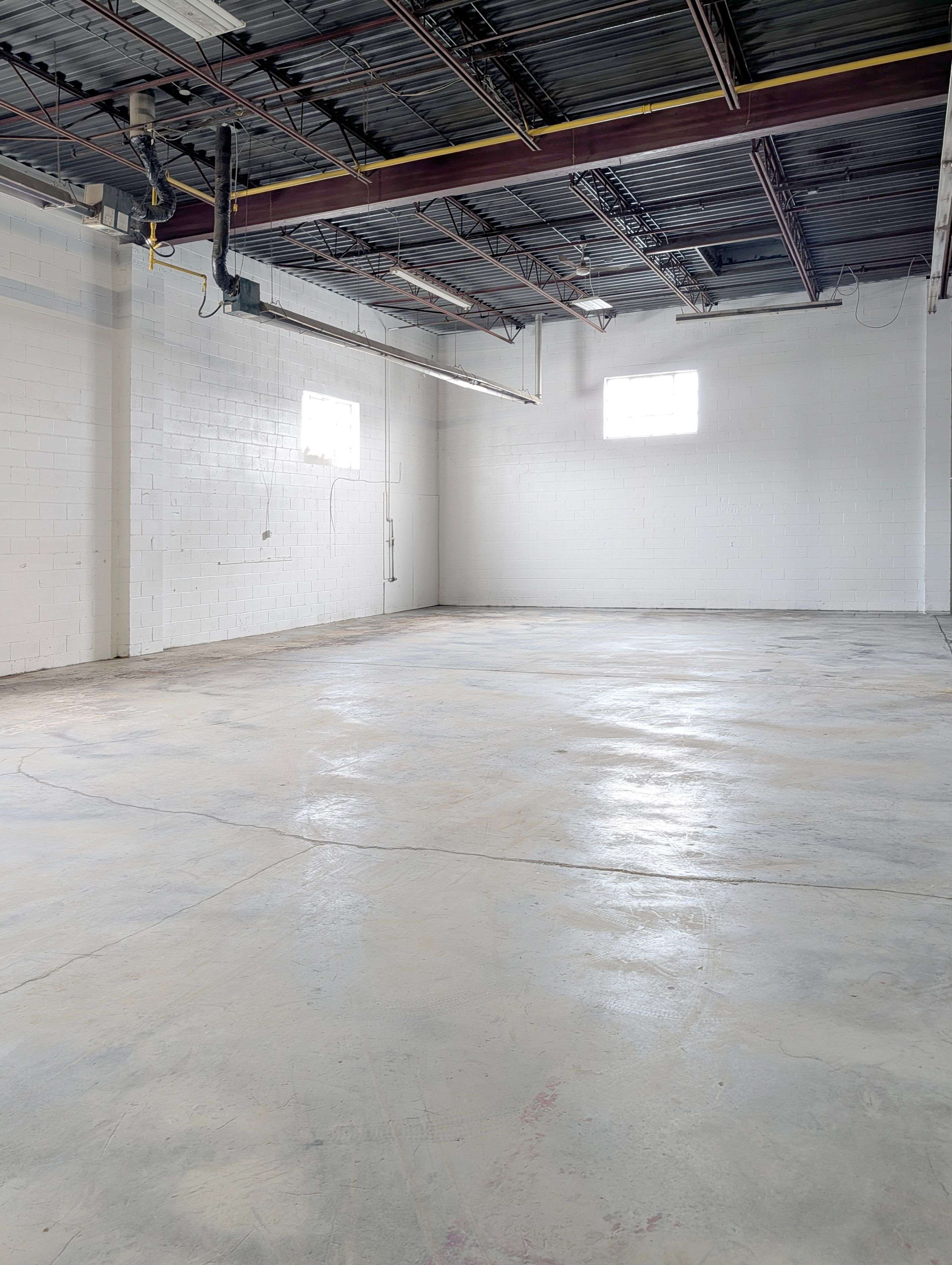 Mississauga, ON L5S 1C8,7575 Kimbel ST #1-2