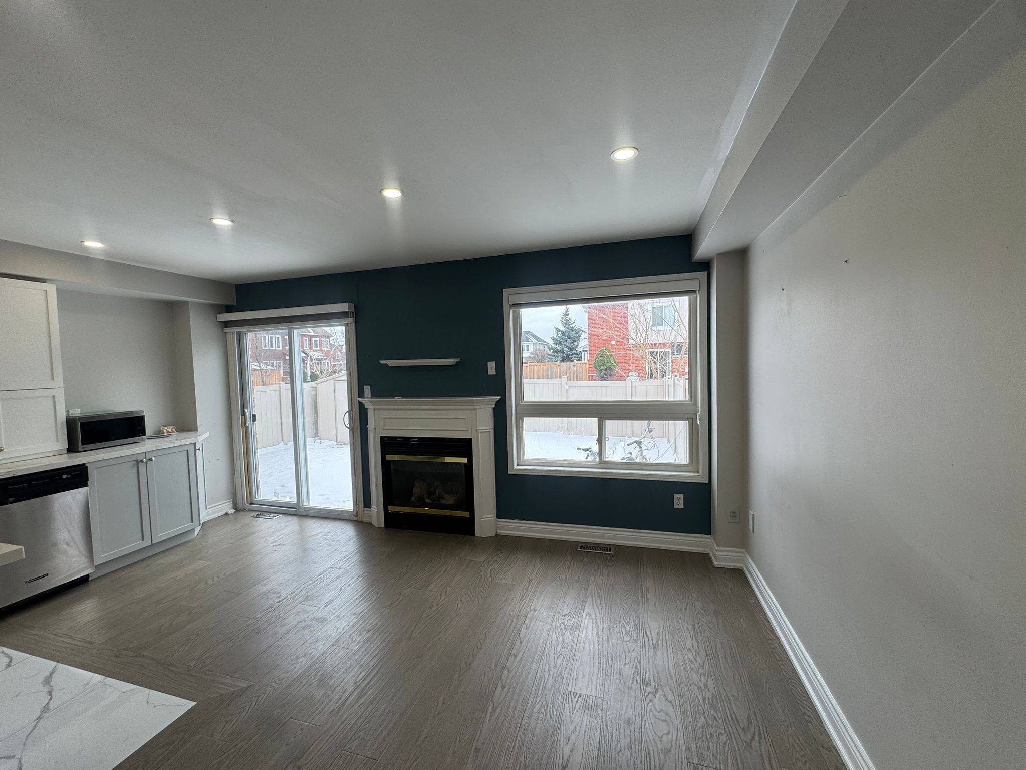 Mississauga, ON L5N 8J1,7695 Doverwood DR