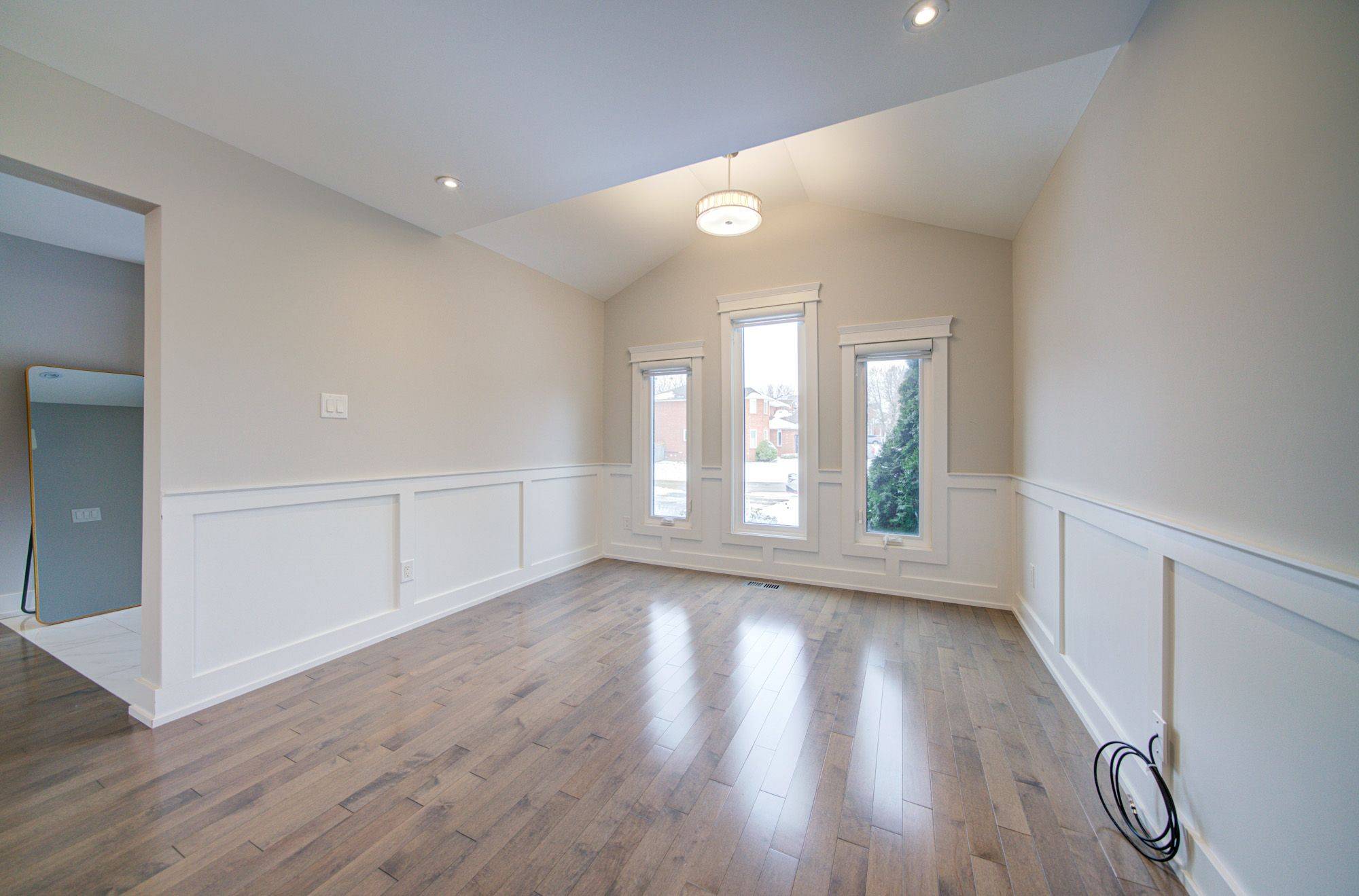 Oakville, ON L6J 6W3,1271 Greenwood CRES