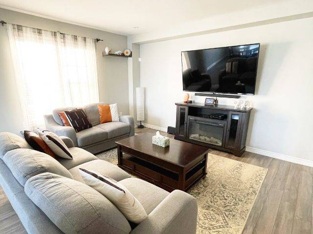 Milton, ON L9T 7V4,503 McJannett AVE