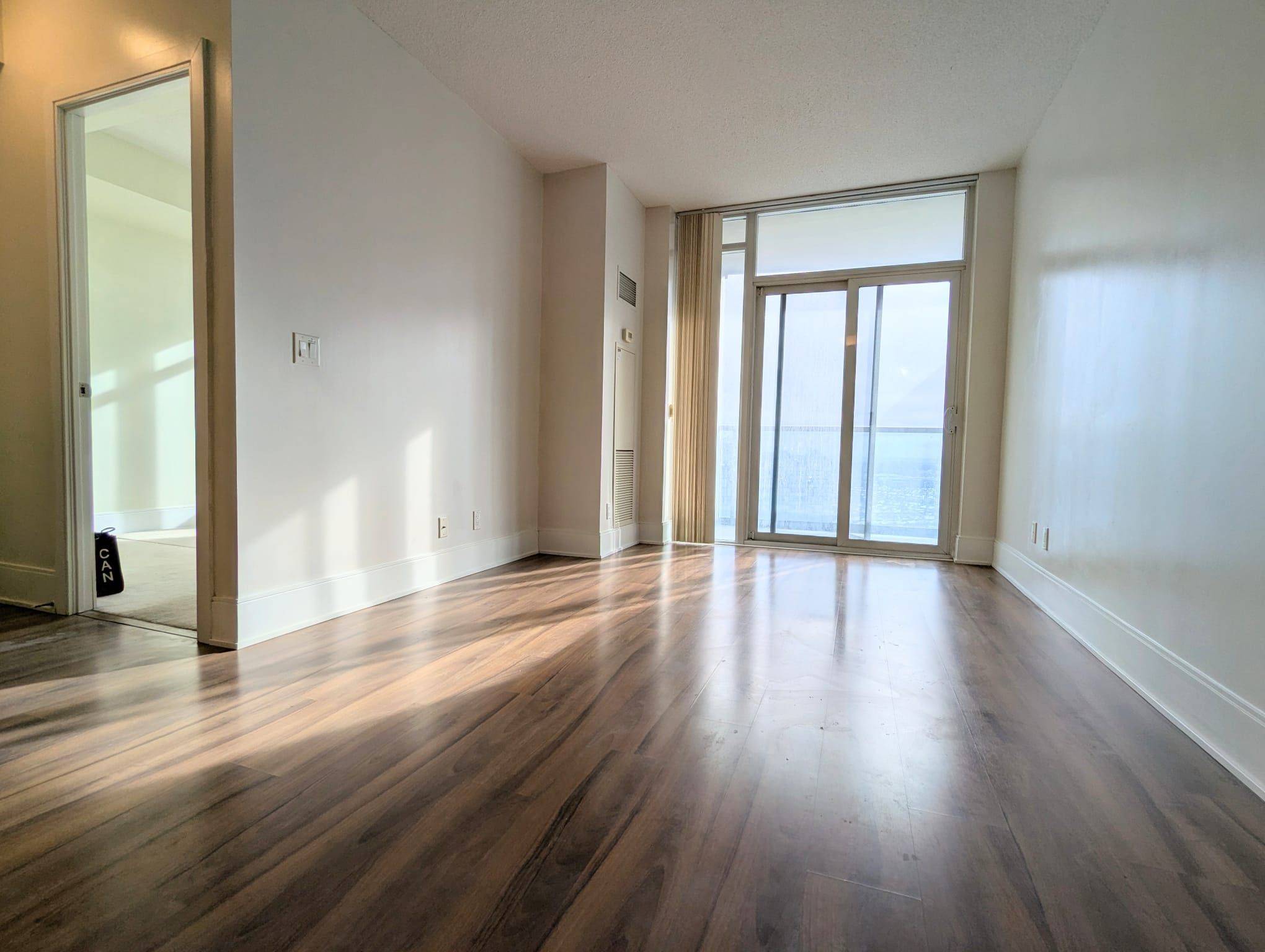 Mississauga, ON L5B 0E1,330 Burnhamthorpe RD W #2210