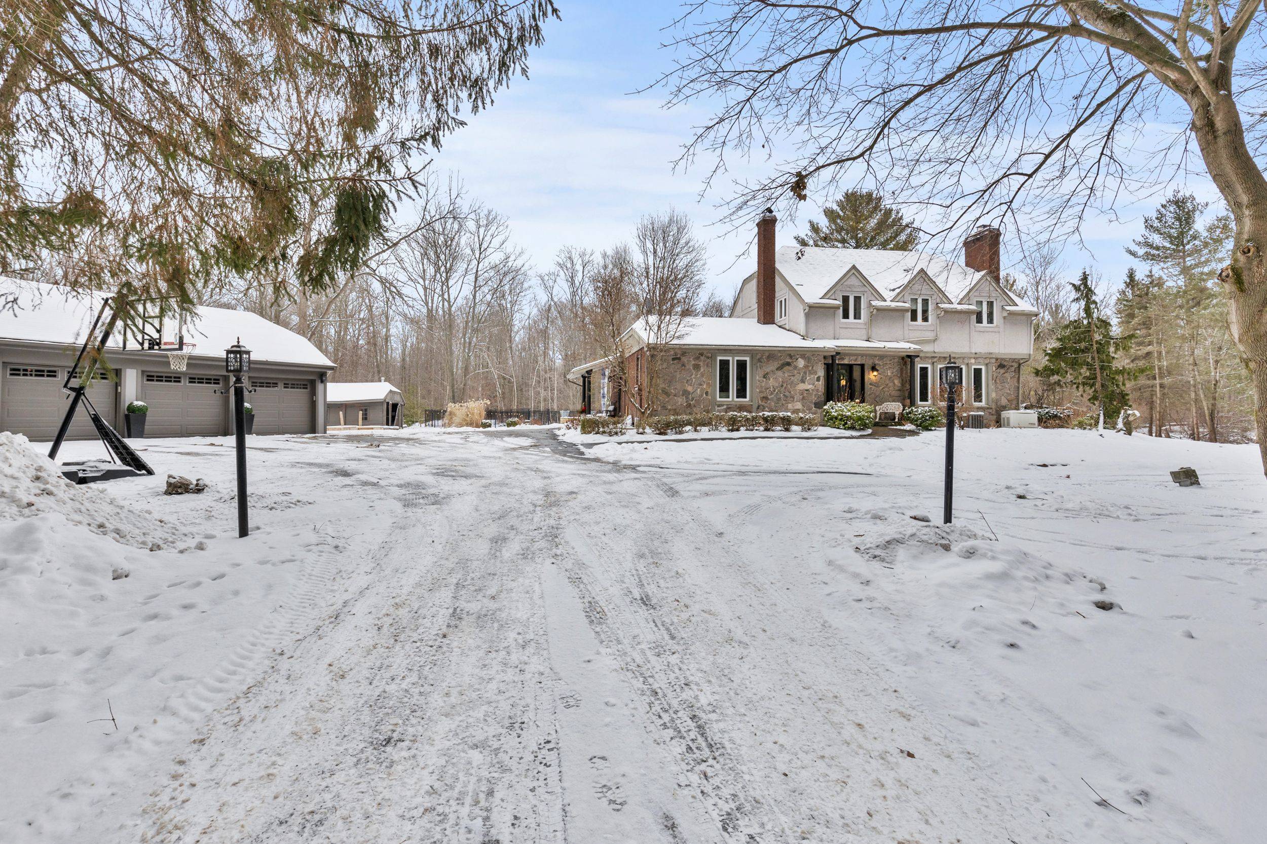 Pelham, ON L0S 1C0,625 BALFOUR ST