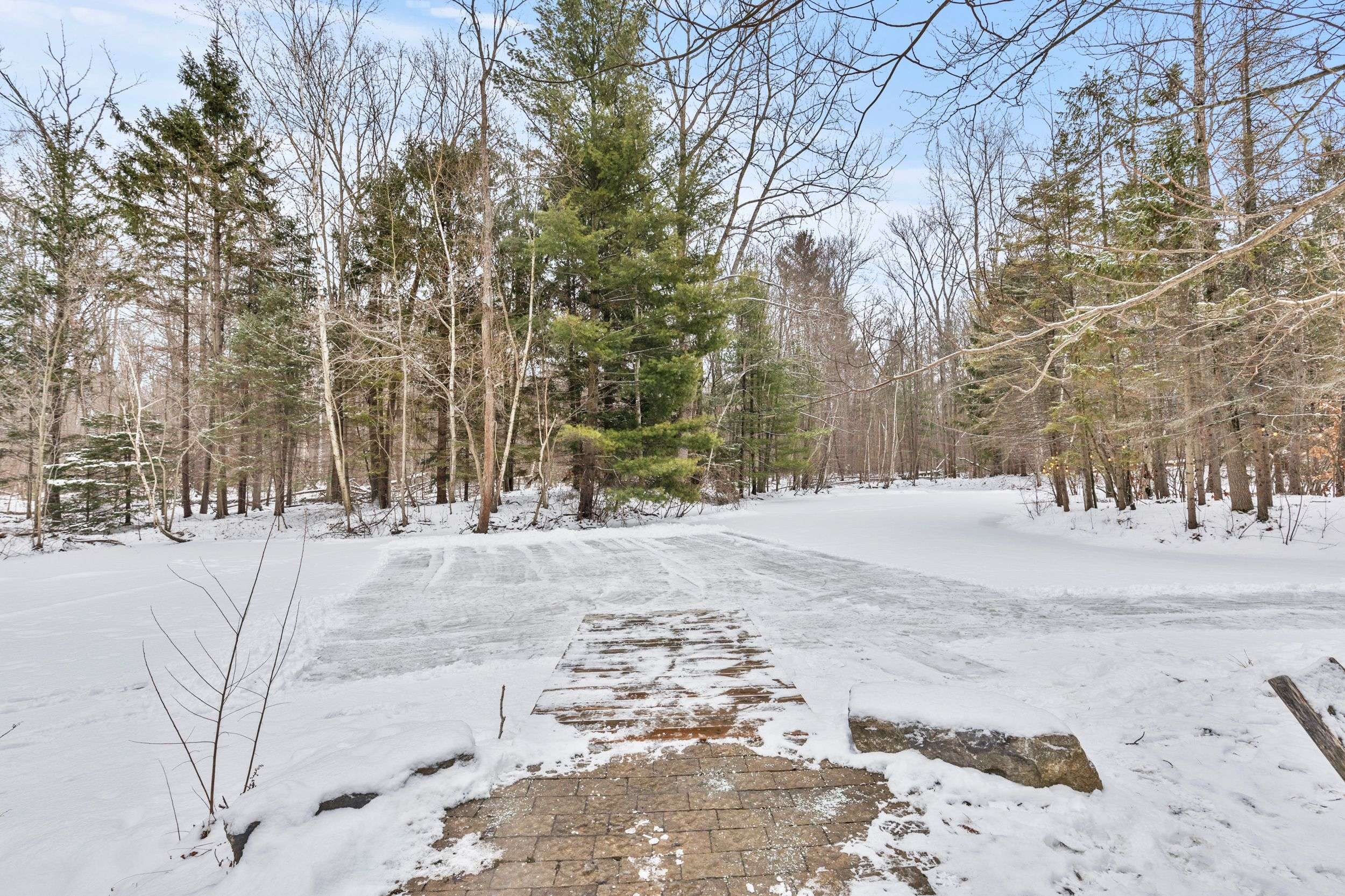 Pelham, ON L0S 1C0,625 BALFOUR ST