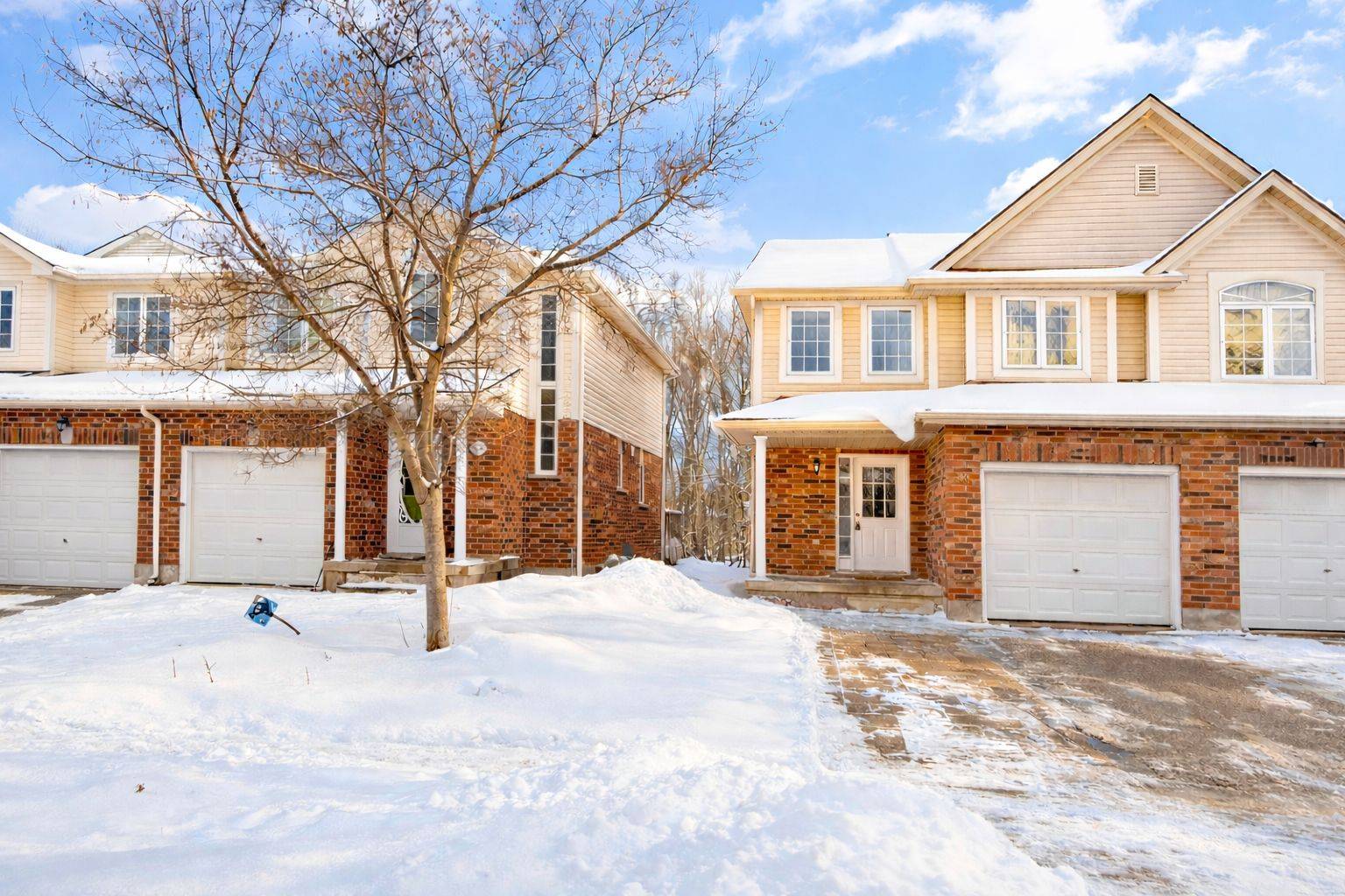 Guelph, ON N1K 1Y8,40 Chillico DR