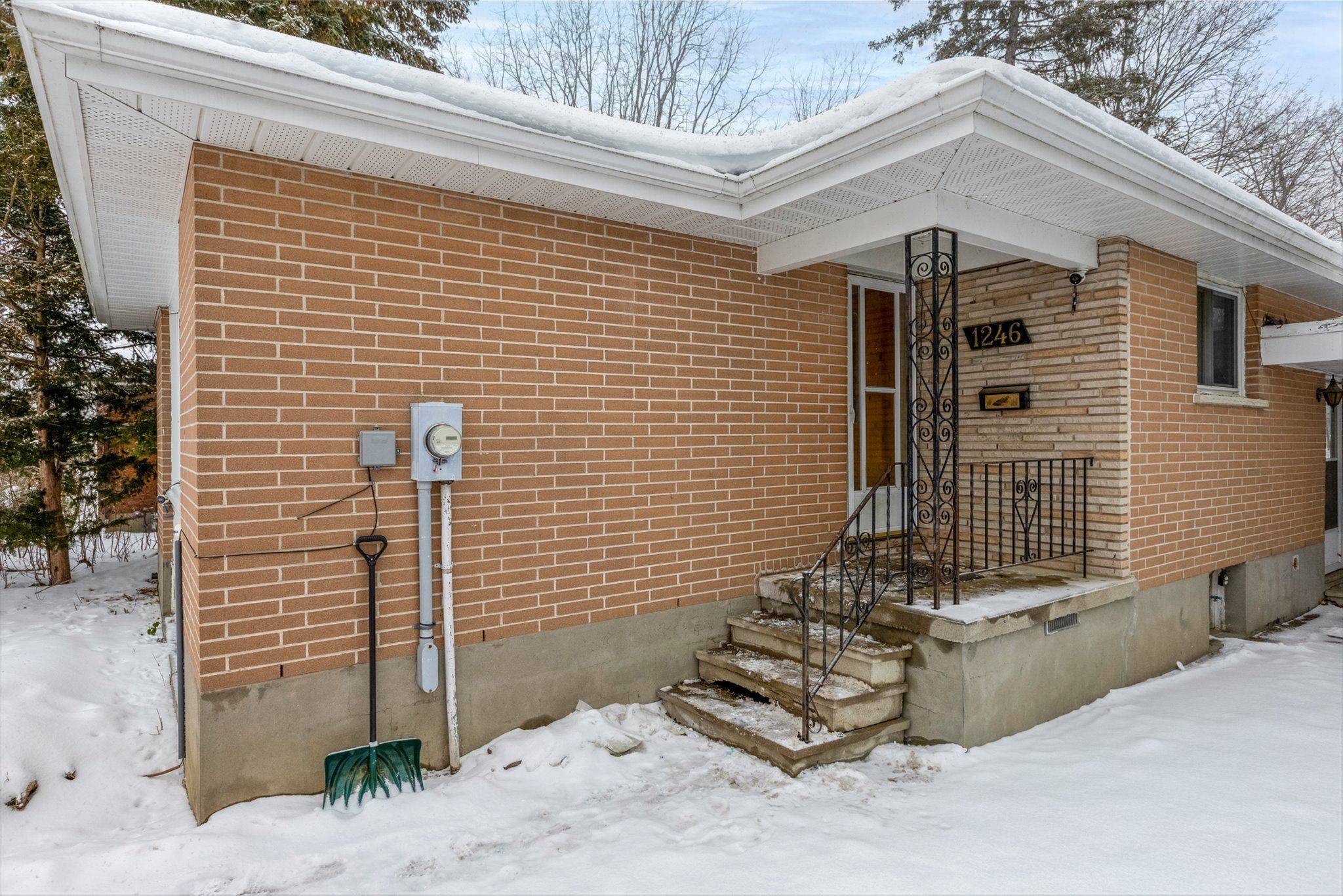 Peterborough, ON K9H 6N8,1246 Trentway Vista N/A