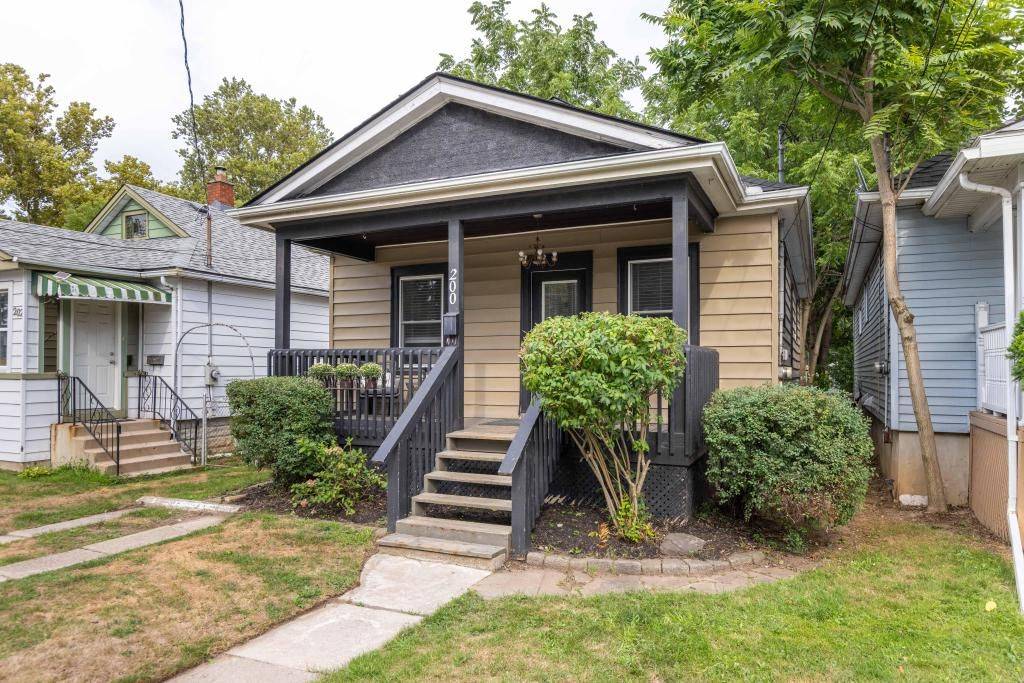 St. Catharines, ON L2R 4P6,200 Geneva ST