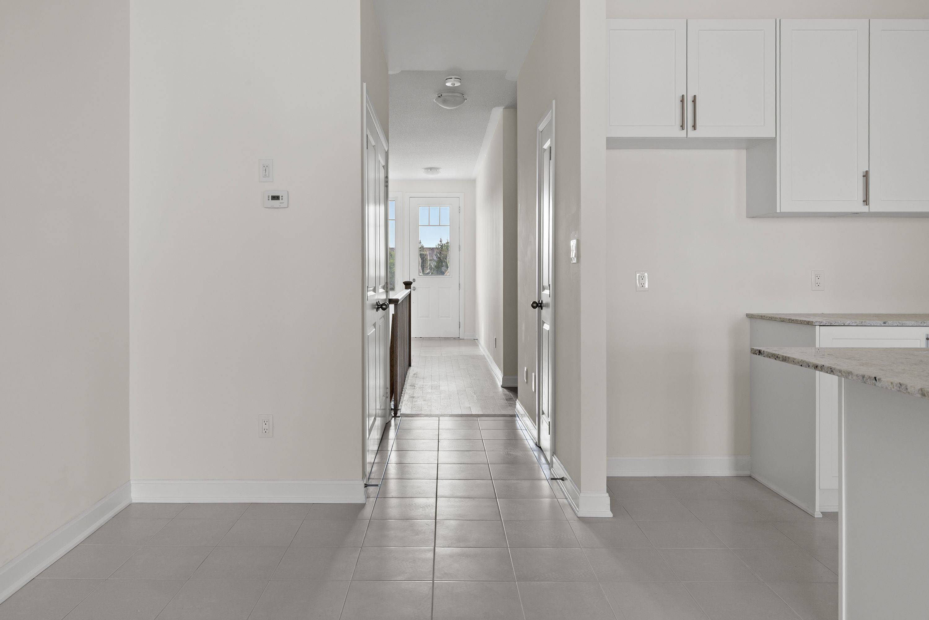 Loyalist, ON K0H 1G0,9 Golf Links DR