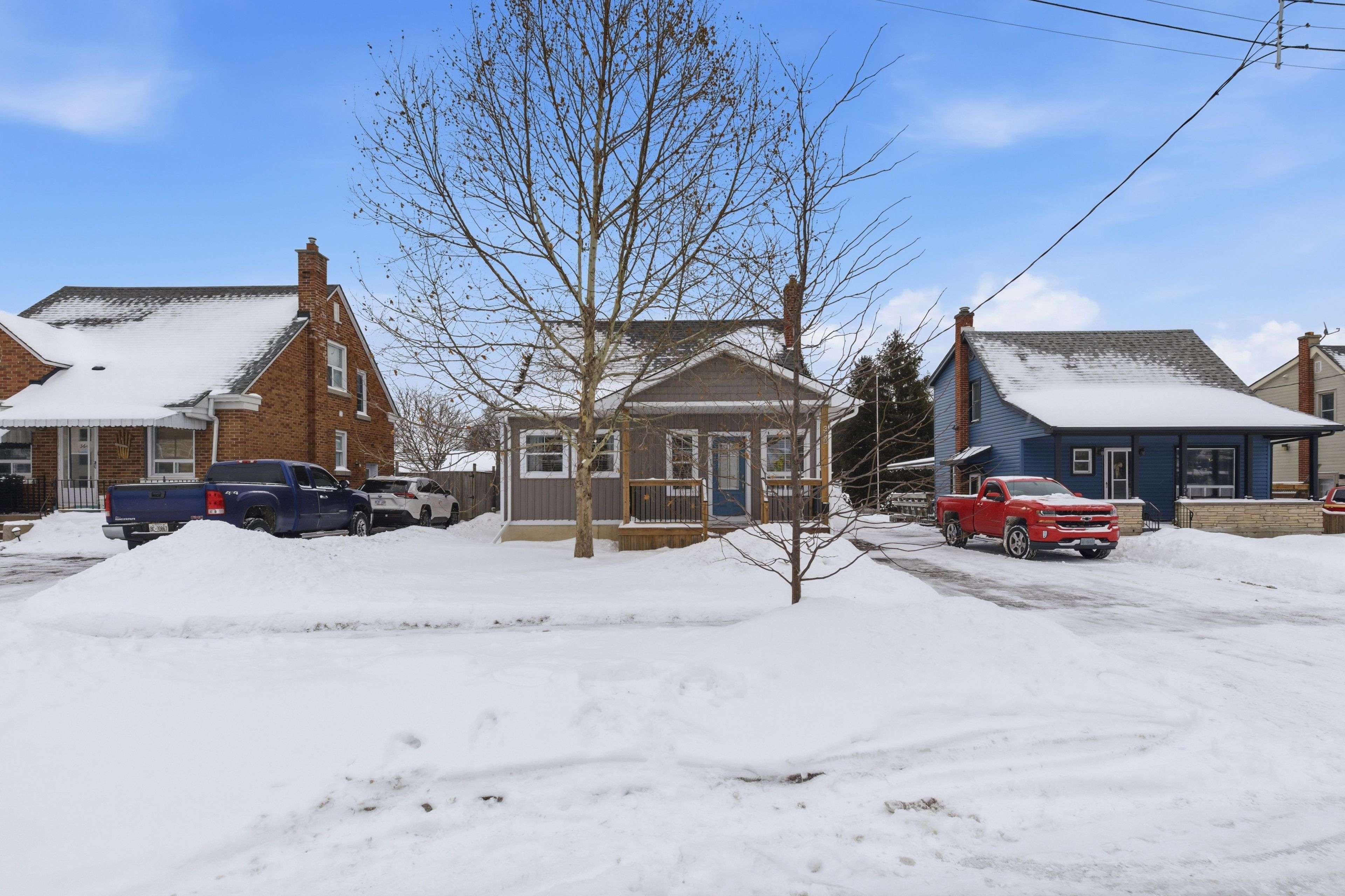 Kitchener, ON N2H 4W3,358 Clifton RD