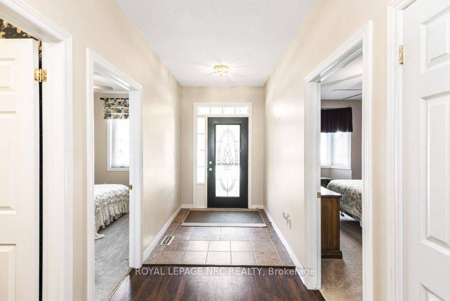 Hamilton, ON L0R 1W0,105 Northernbreeze ST