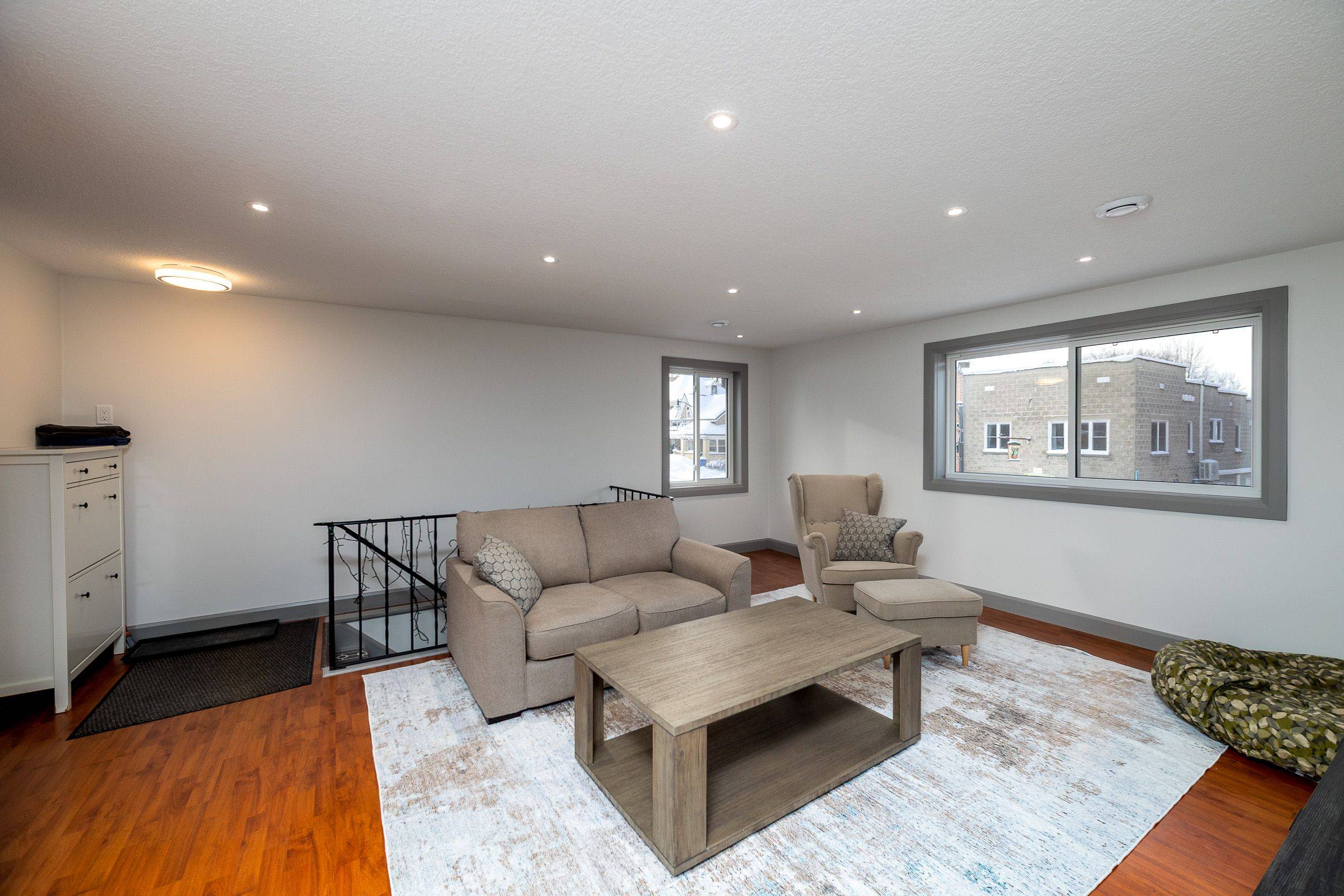 Arran-elderslie, ON N0G 0C4,413 Queen ST S #B